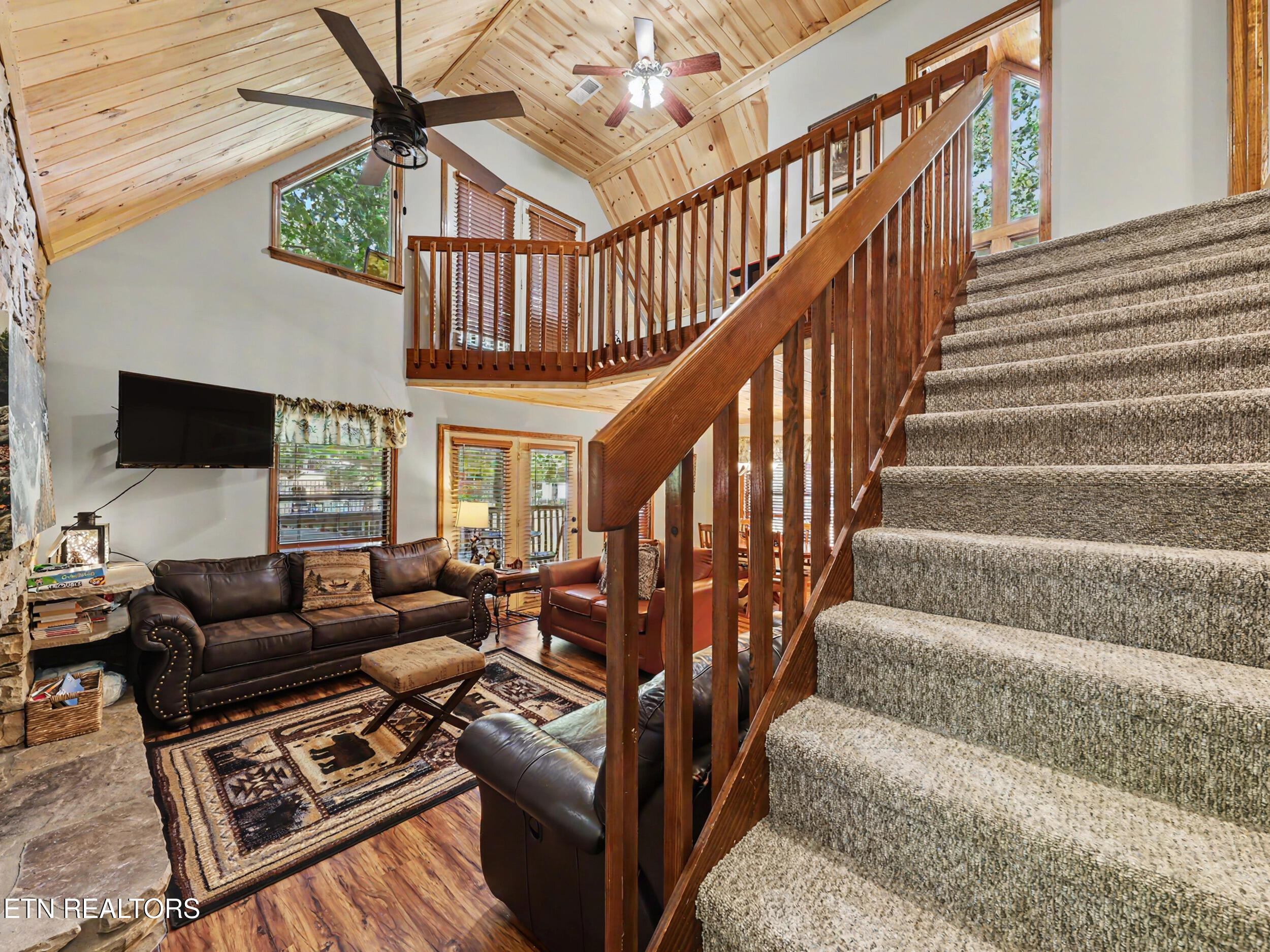 318 Greenwood Way Pigeon Forge TN 37863