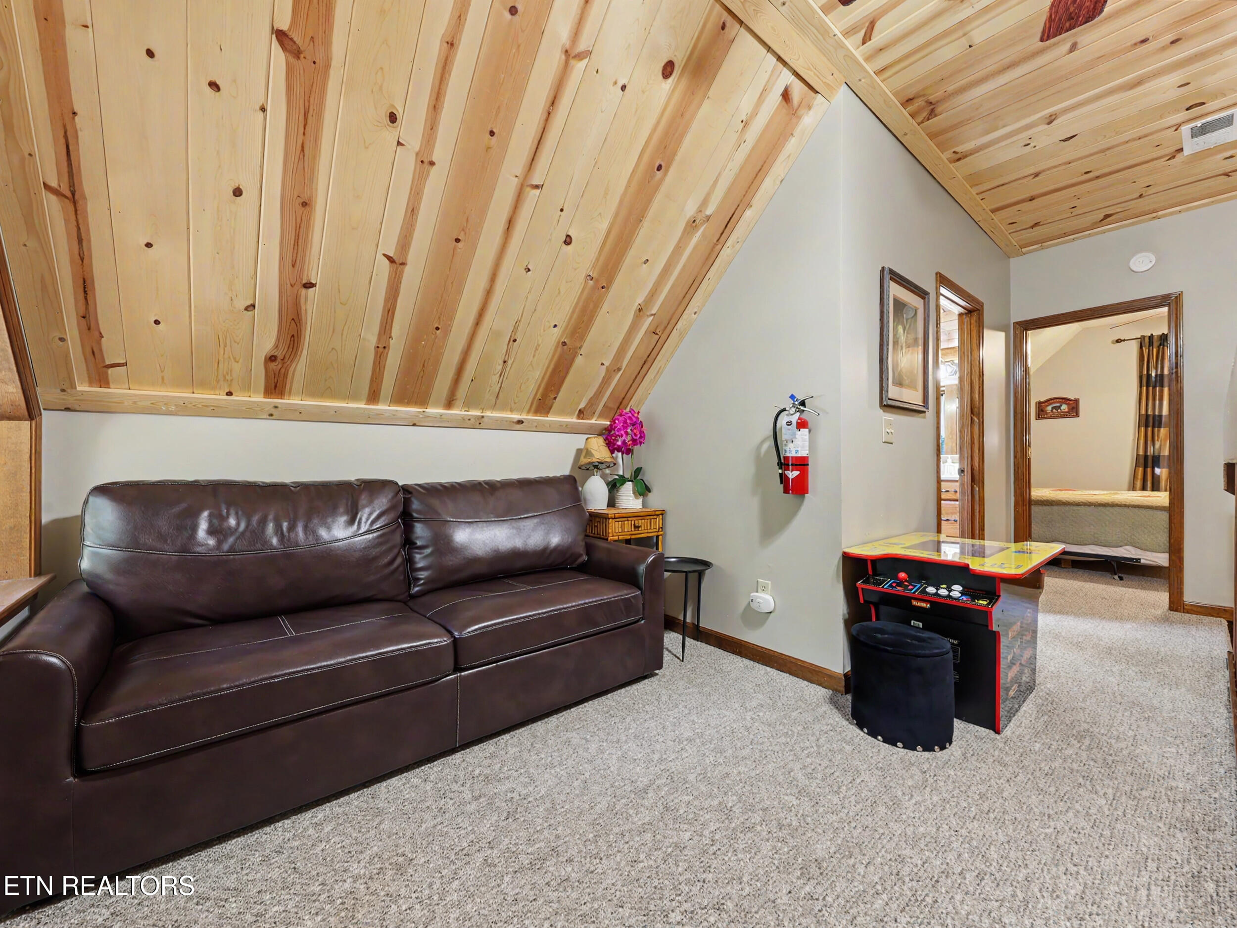 318 Greenwood Way Pigeon Forge TN 37863