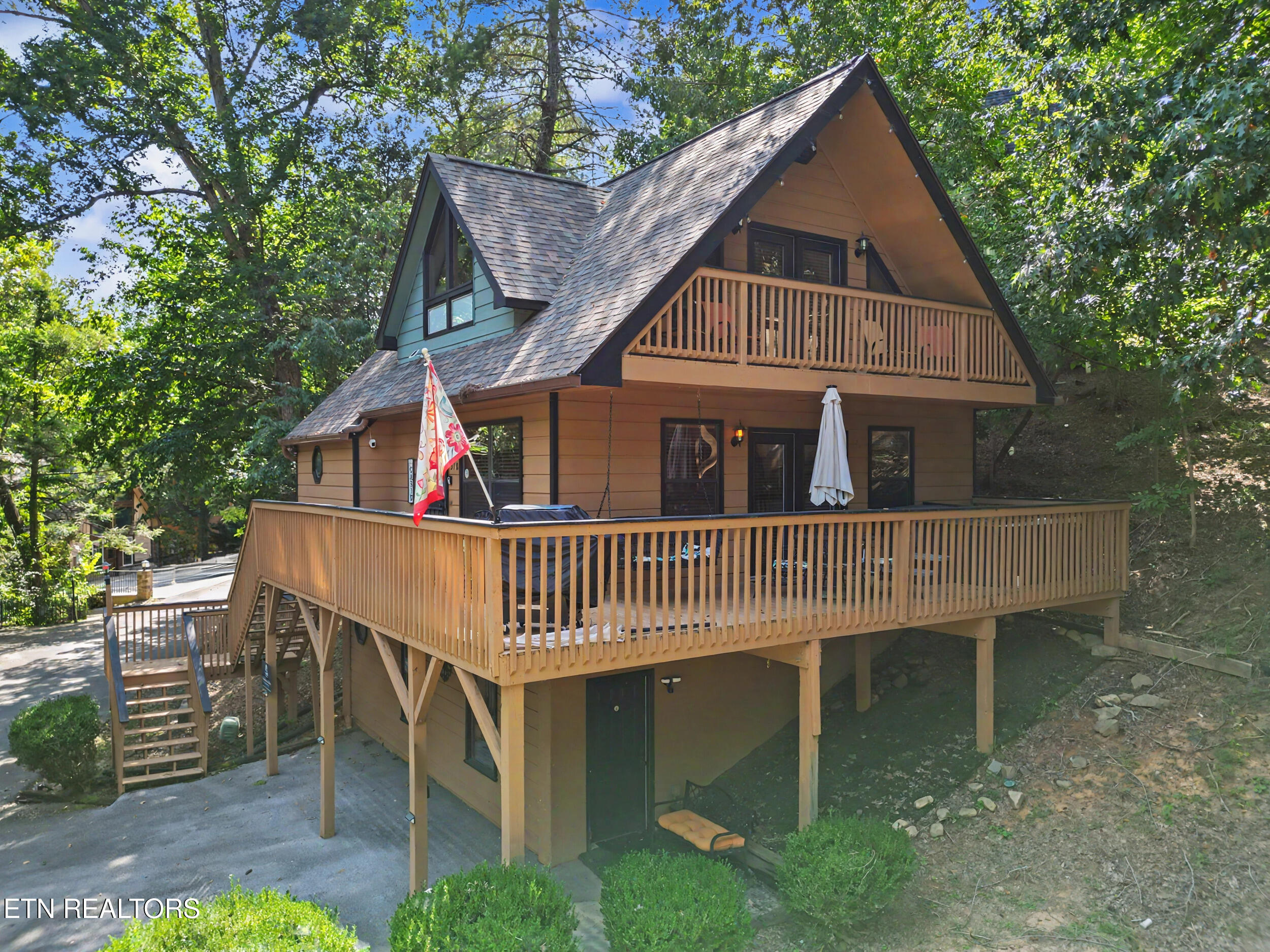 318 Greenwood Way Pigeon Forge TN 37863