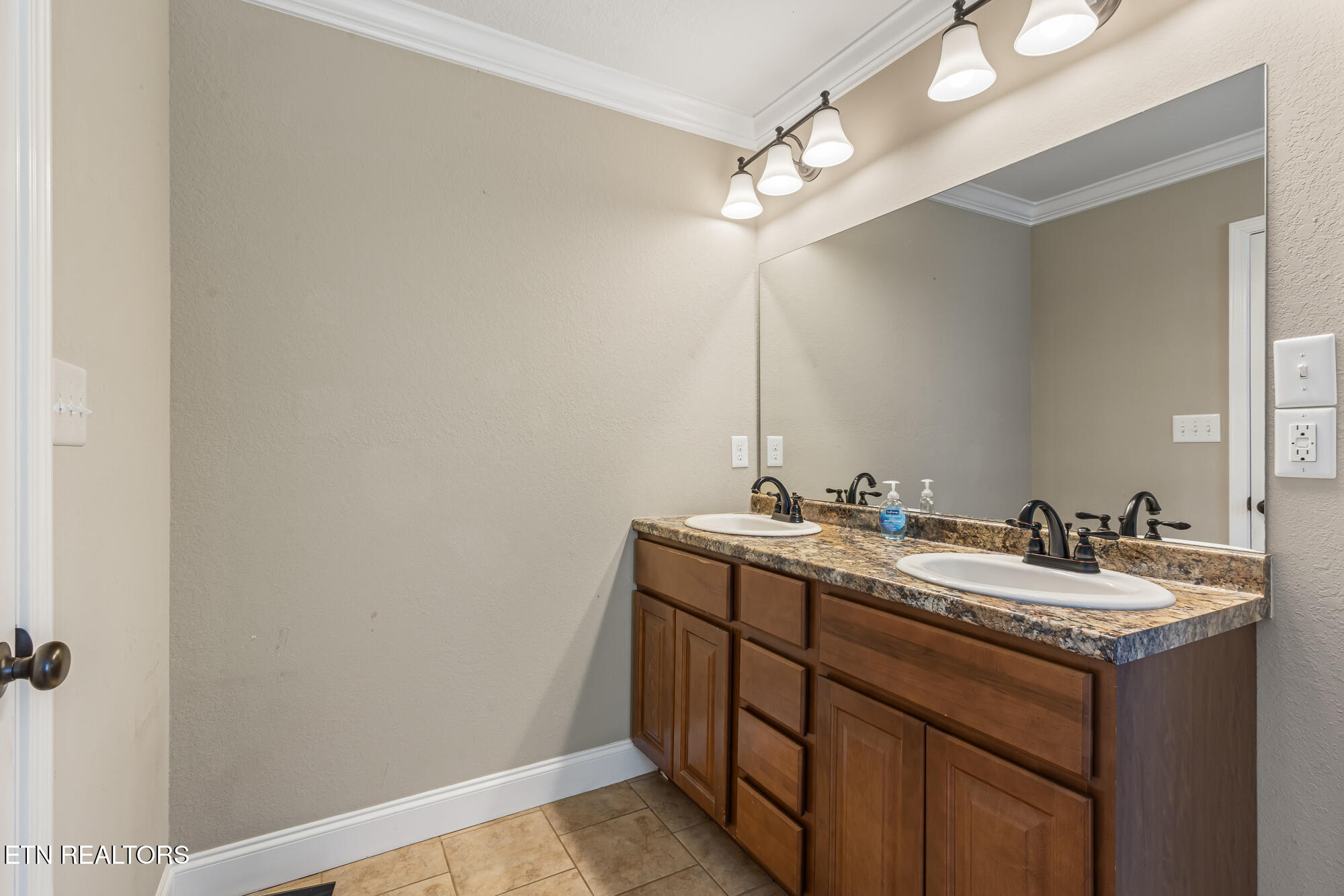 2623 Best Road Maryville TN 37803