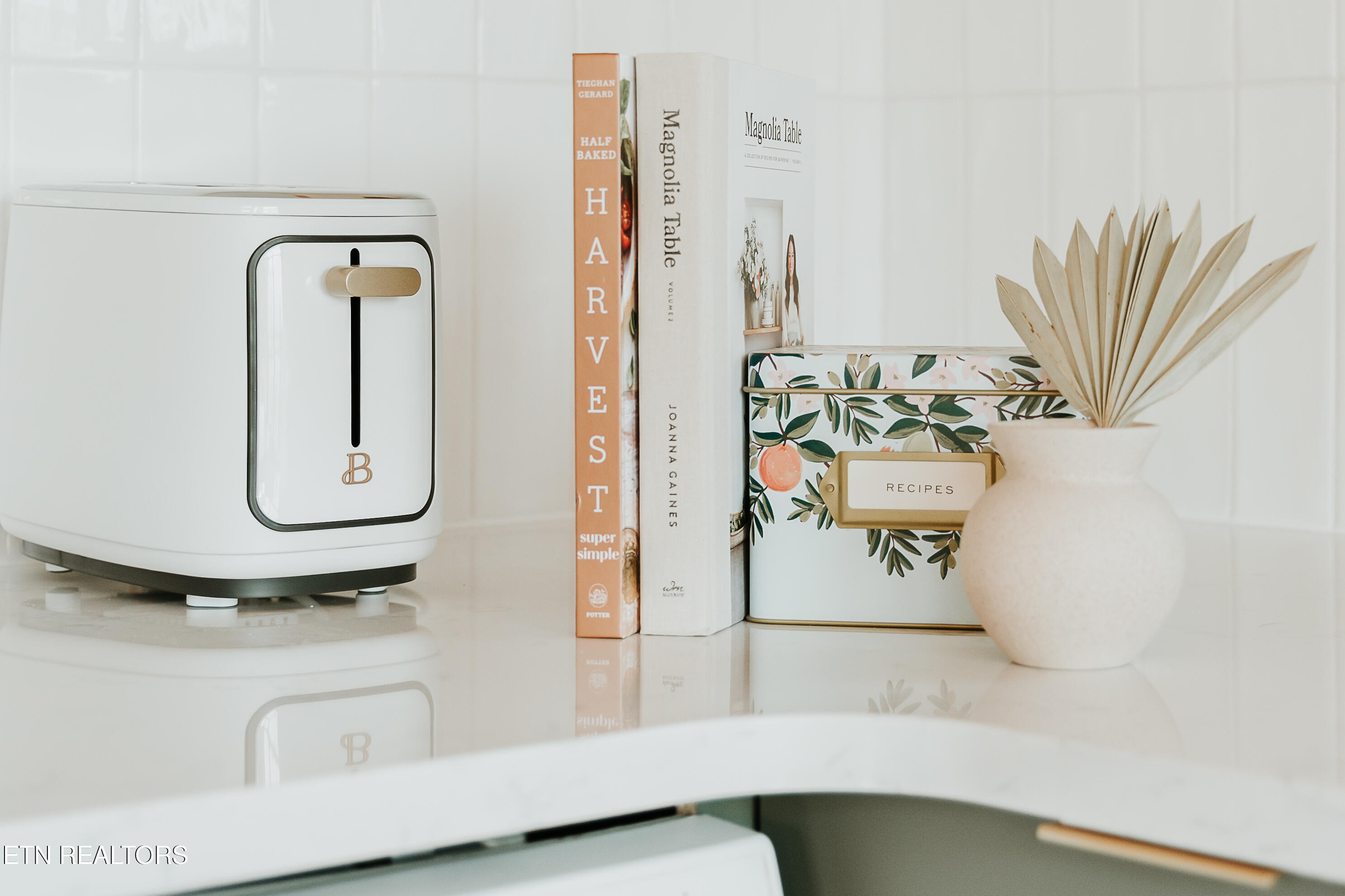 1052 E Foothills Drive Gatlinburg TN 37738