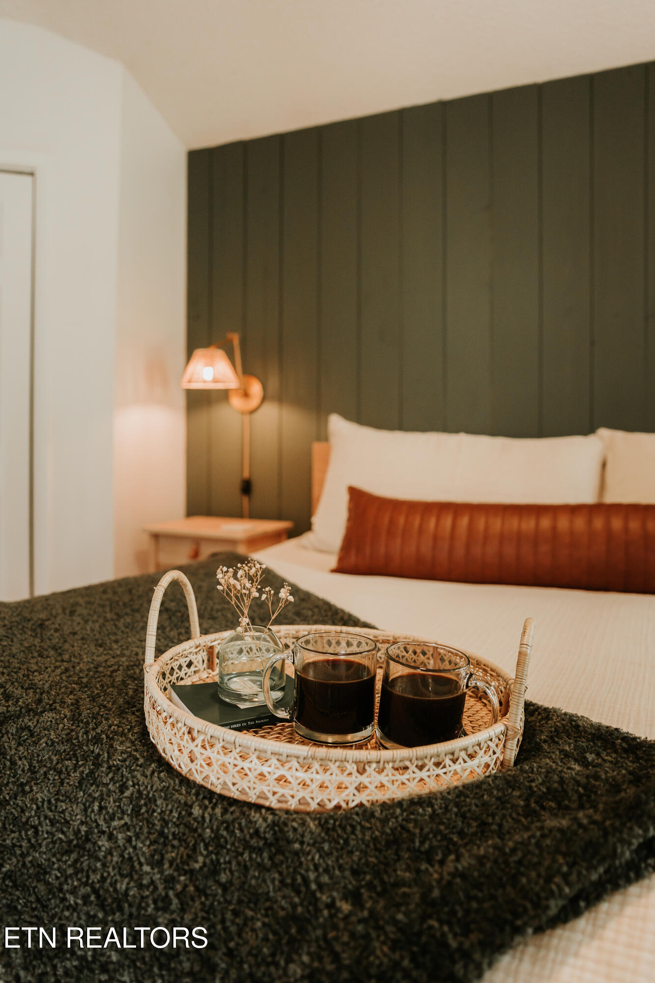 1052 E Foothills Drive Gatlinburg TN 37738