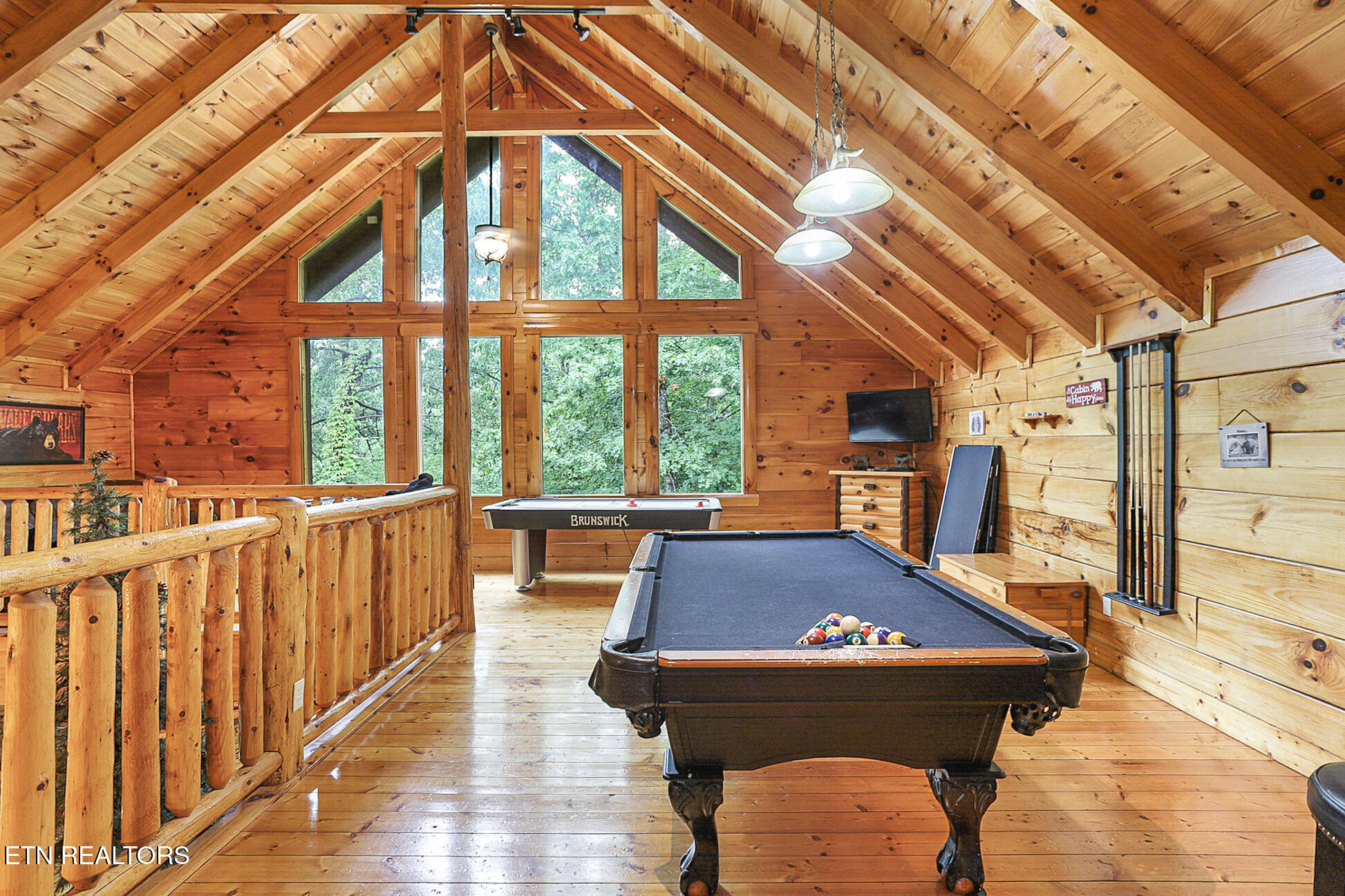 2027 Smoky Cove Road Sevierville TN 37876