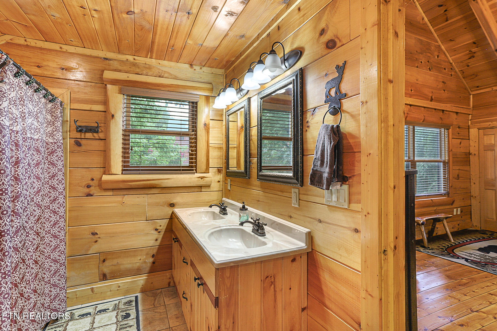2027 Smoky Cove Road Sevierville TN 37876