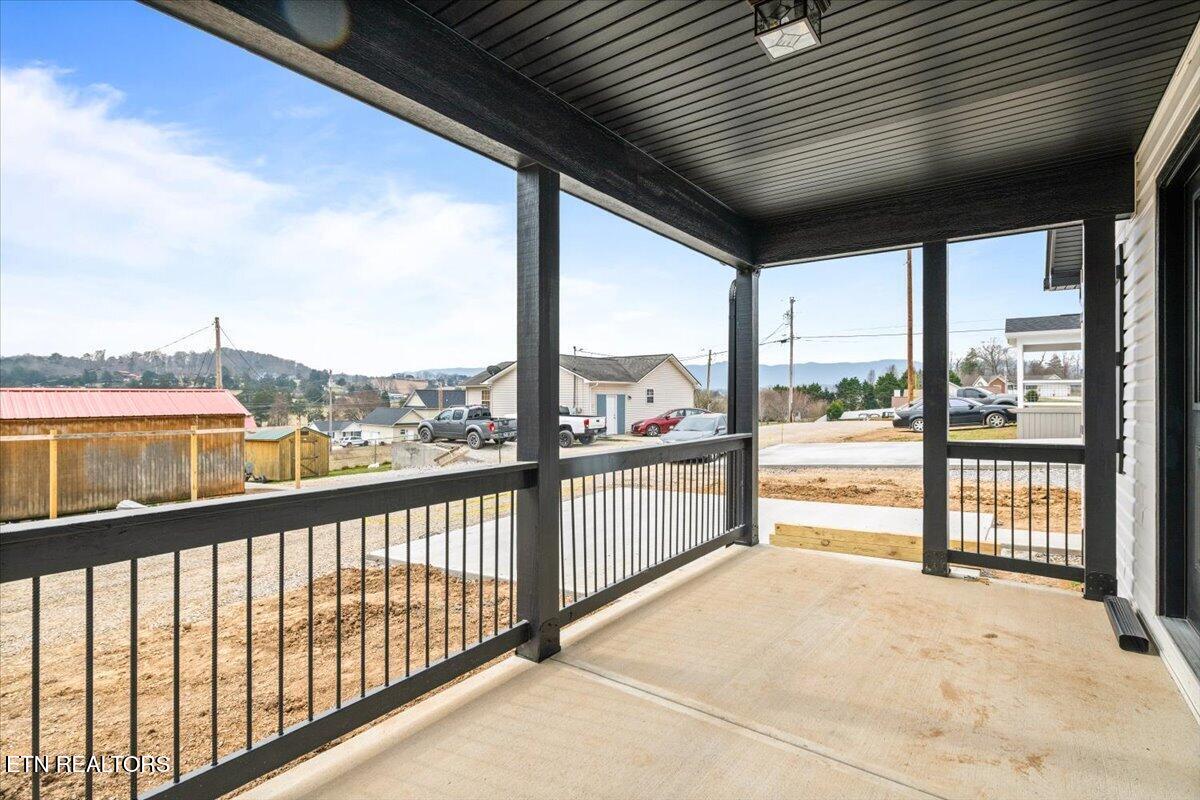 111 Azalea Lane Jacksboro TN 37757