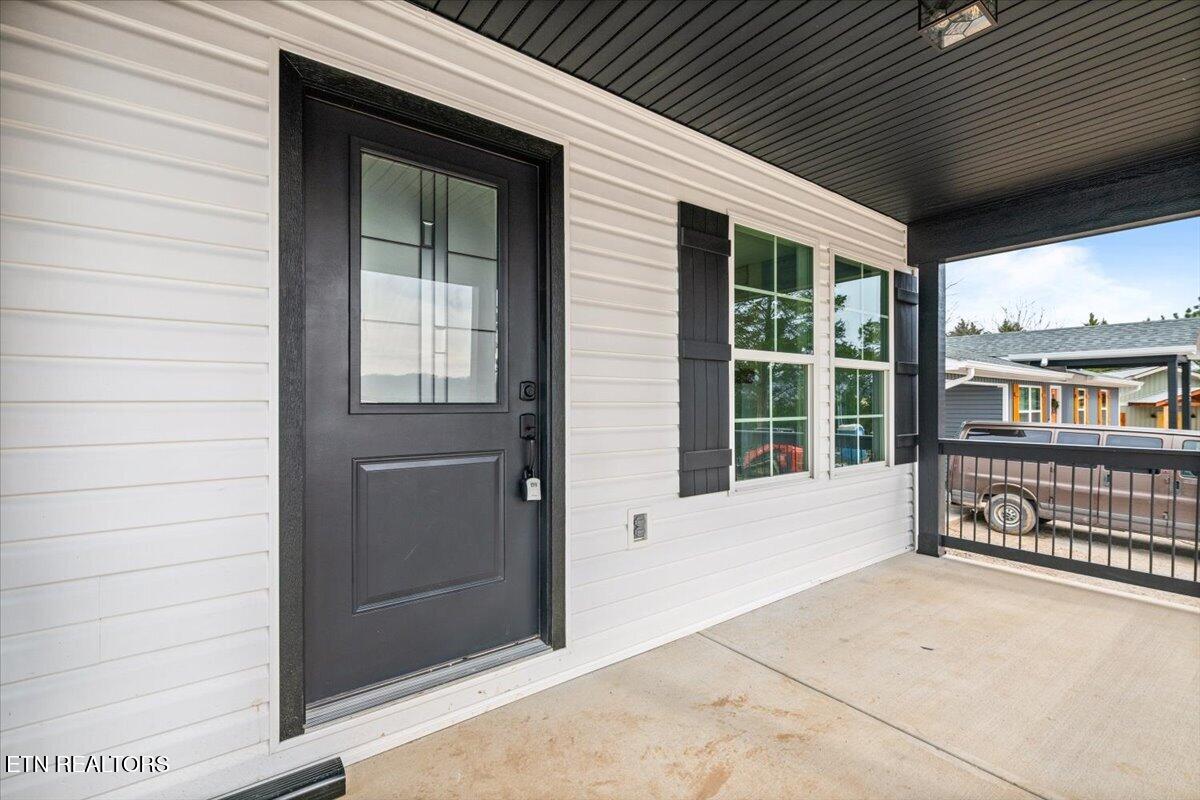 111 Azalea Lane Jacksboro TN 37757