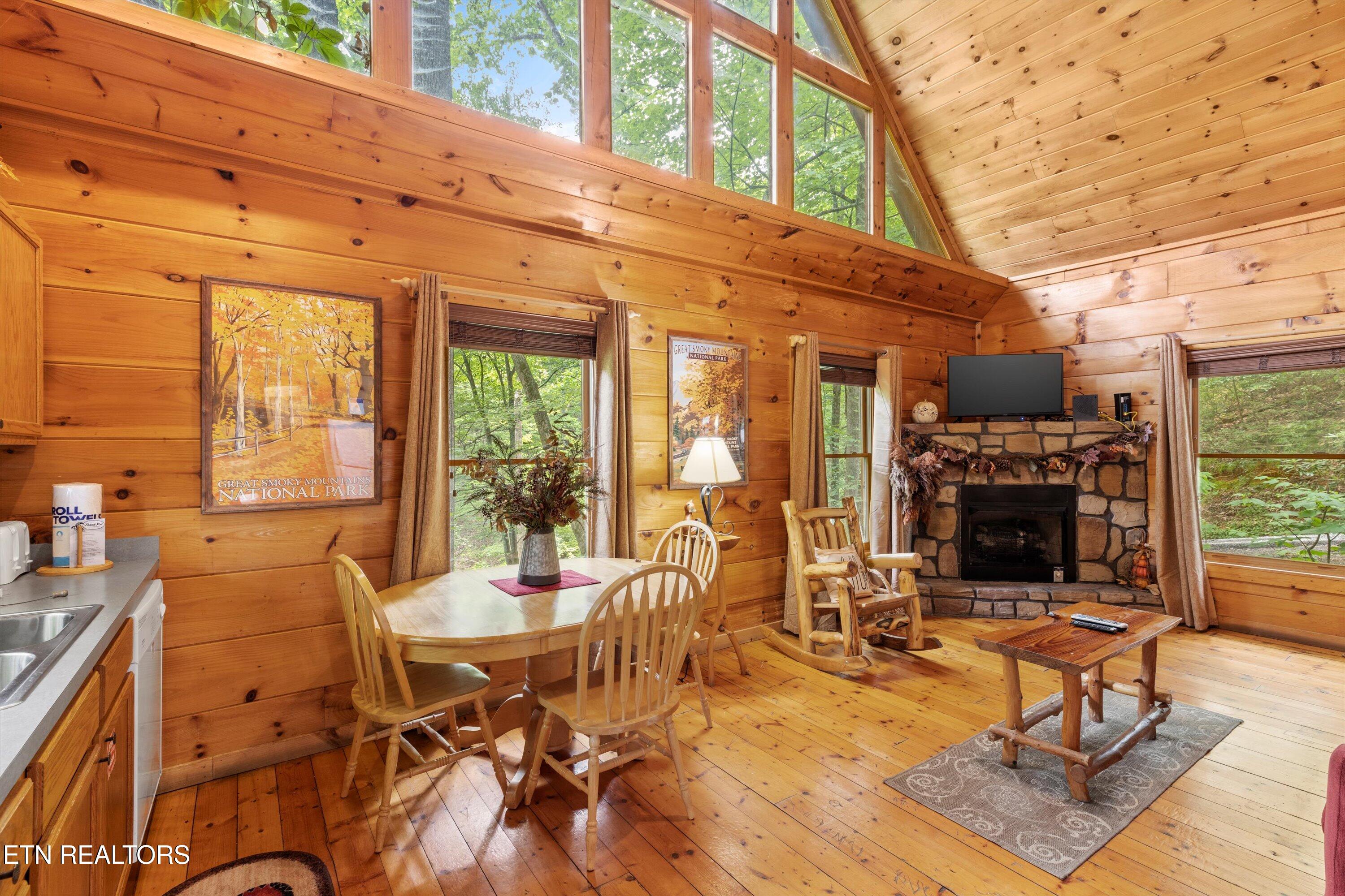 2457 N School House Gap Road Sevierville TN 37876