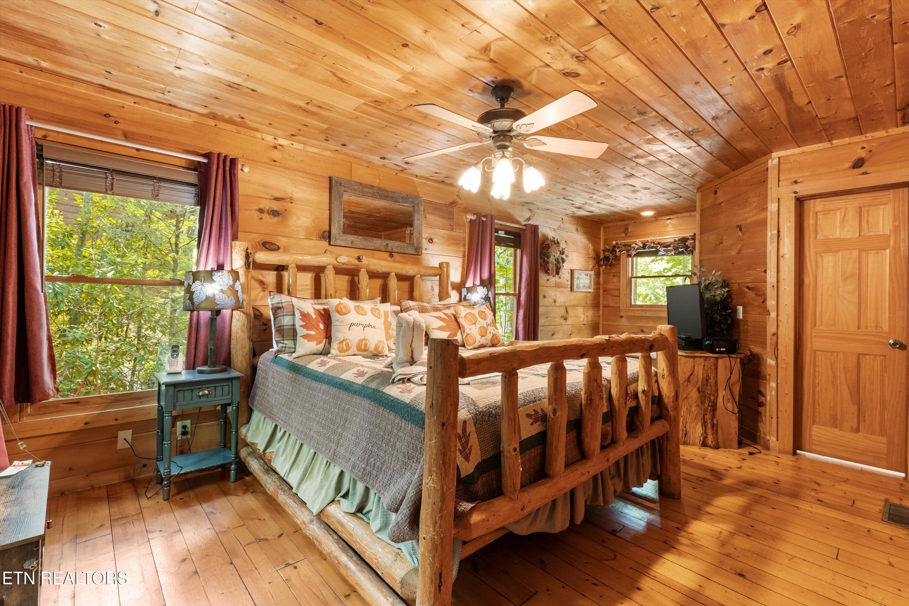 2457 N School House Gap Road Sevierville TN 37876