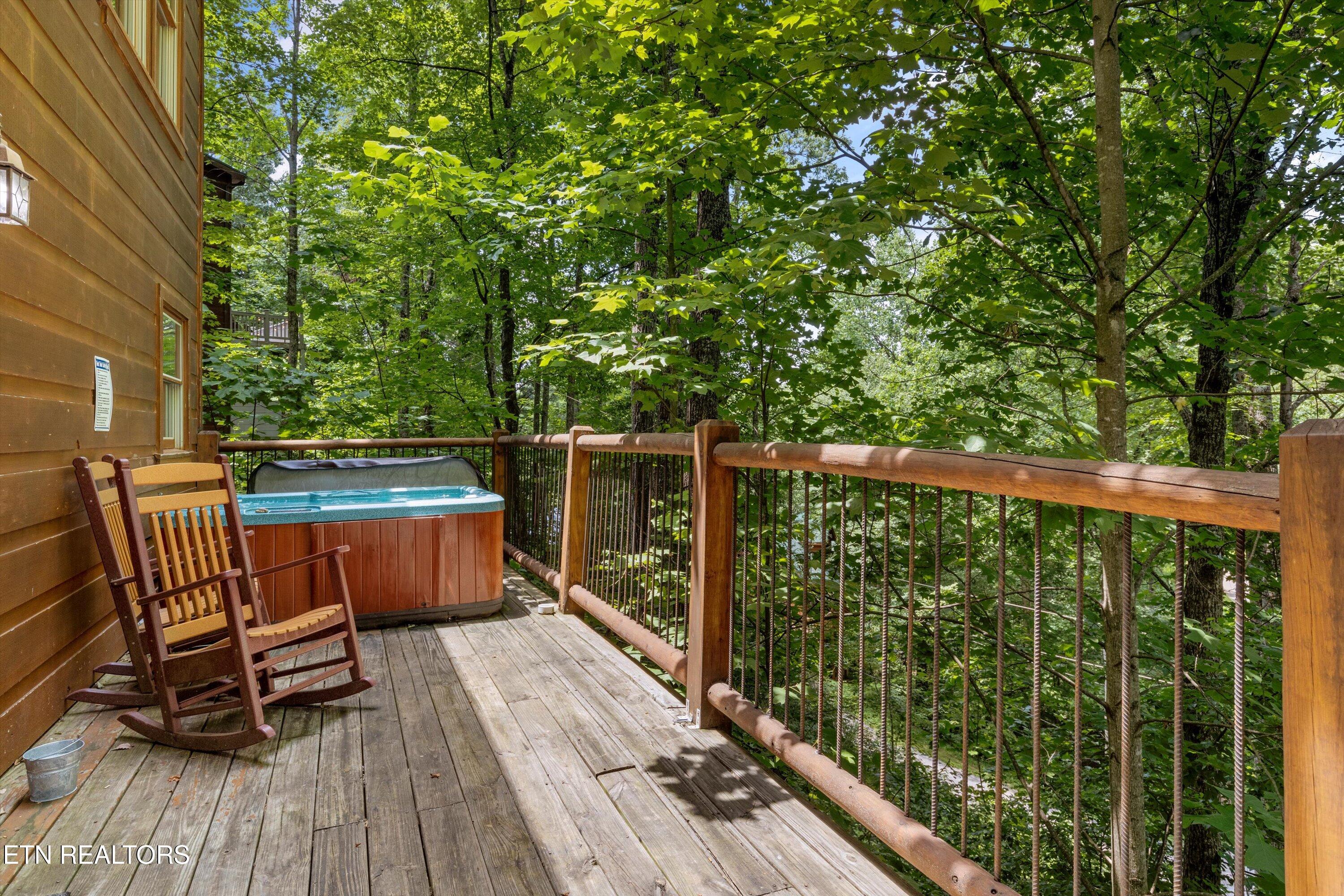 2457 N School House Gap Road Sevierville TN 37876