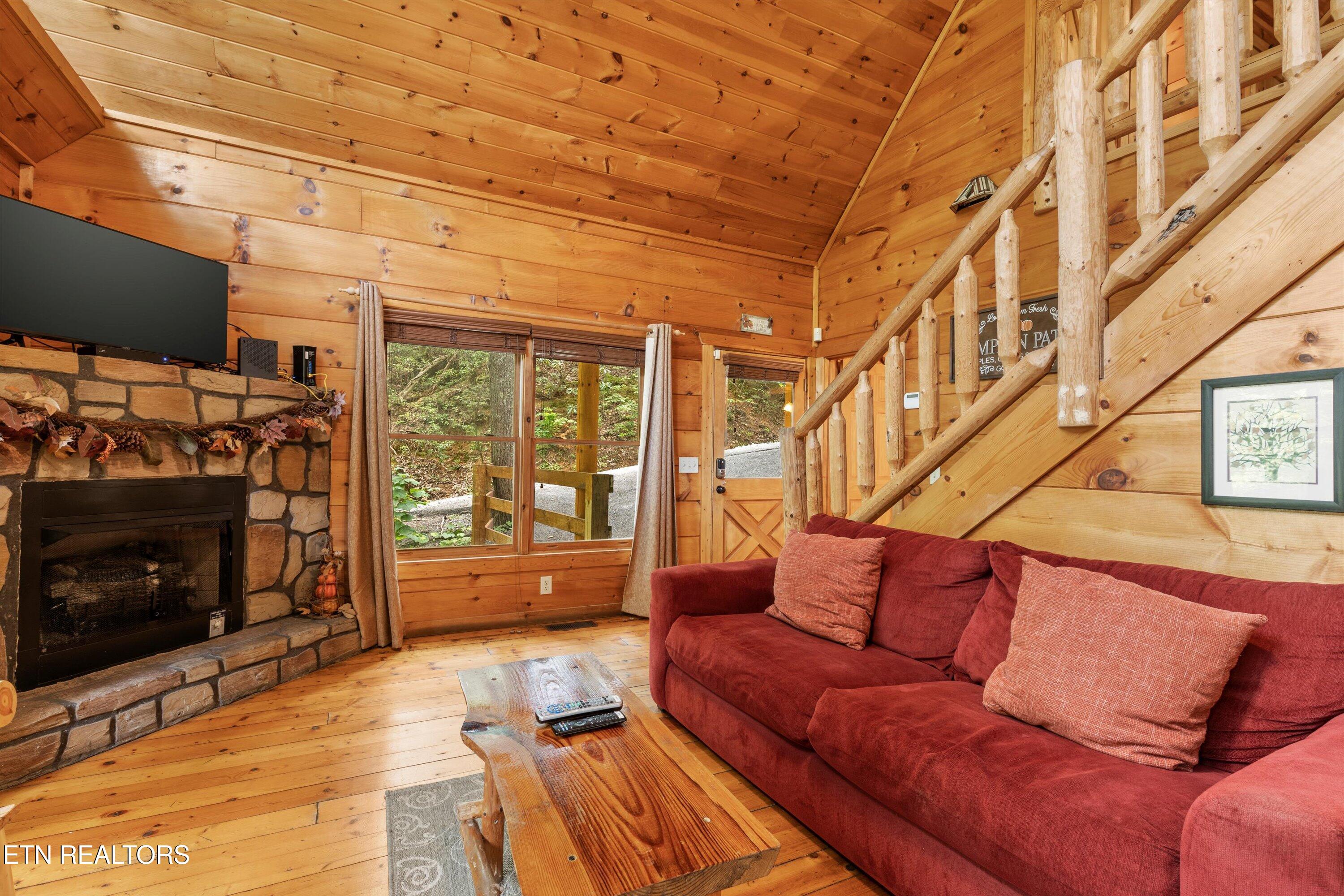 2457 N School House Gap Road Sevierville TN 37876