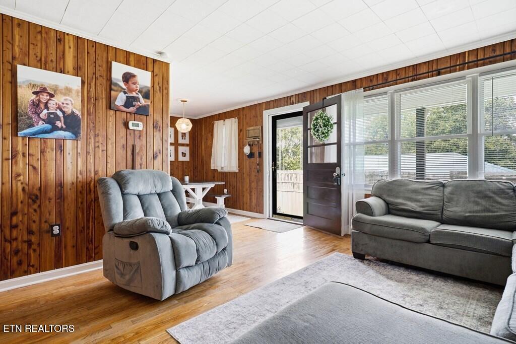 307 Miller Street Livingston TN 38570