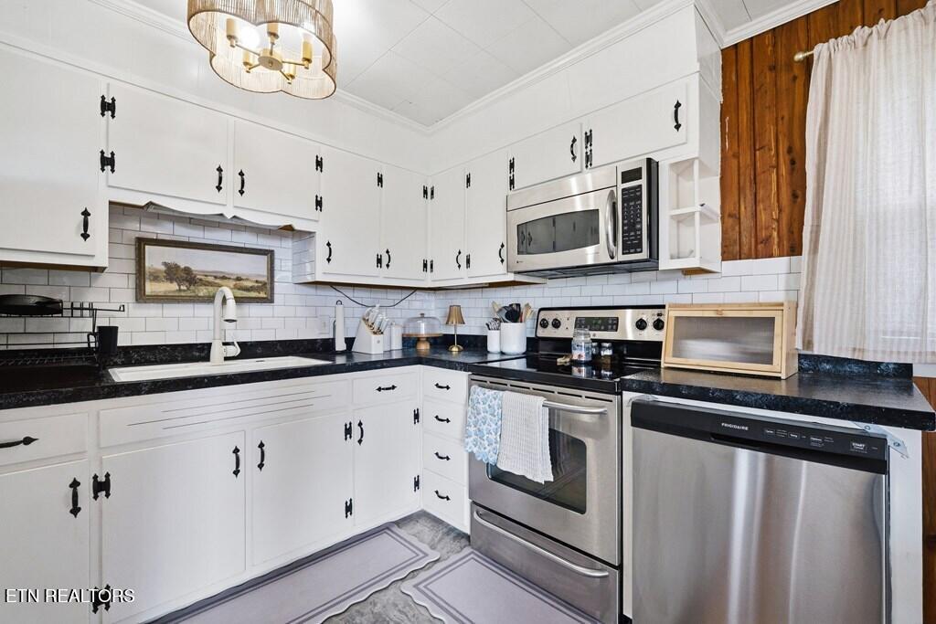 307 Miller Street Livingston TN 38570