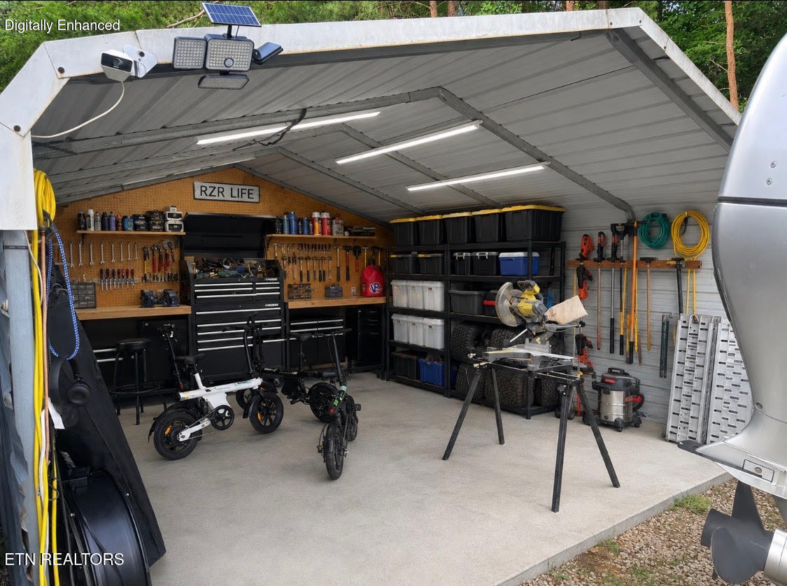 5560 Roane State Highway Rockwood TN 37854