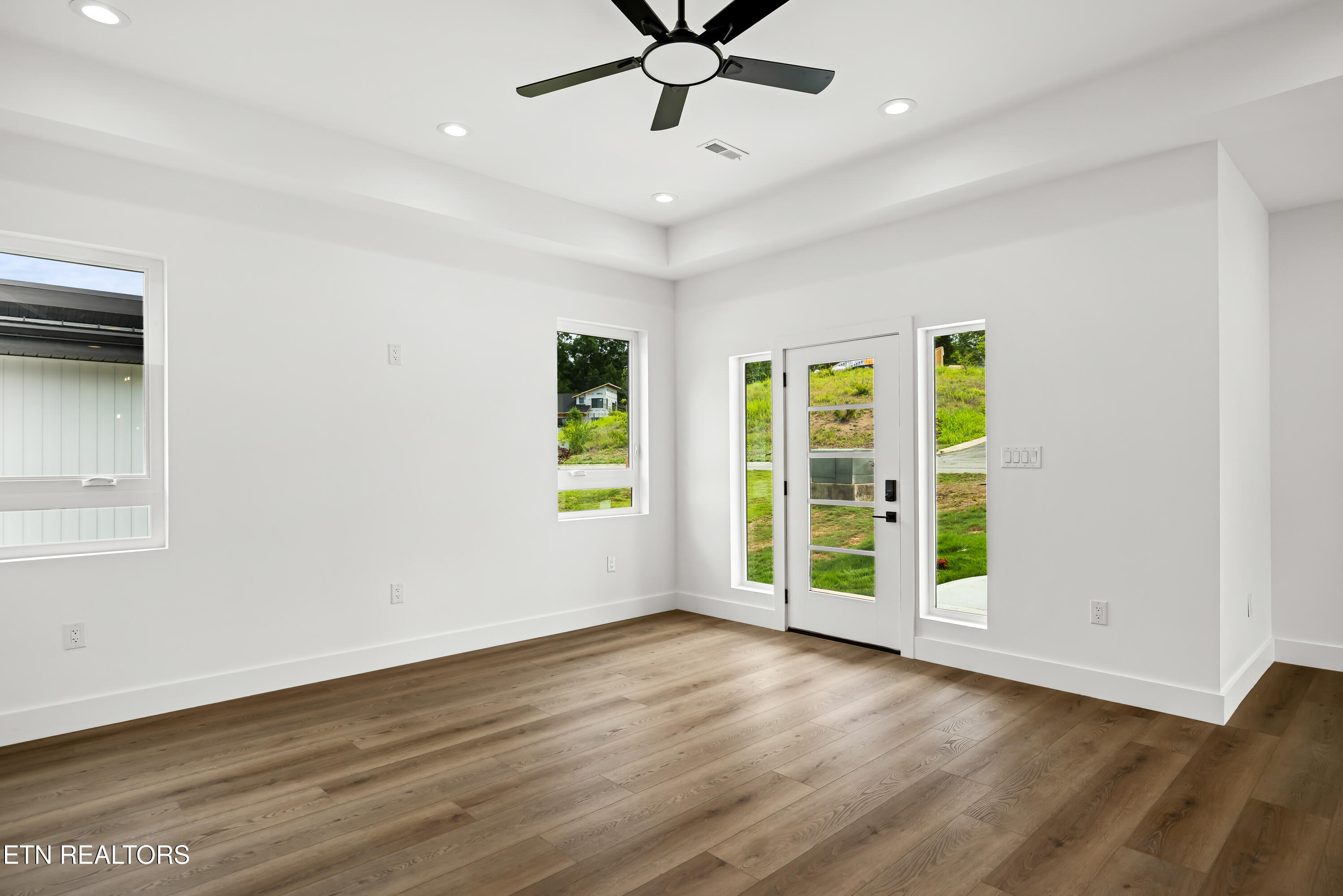 2325 Rock Gardens Drive Sevierville TN 37876