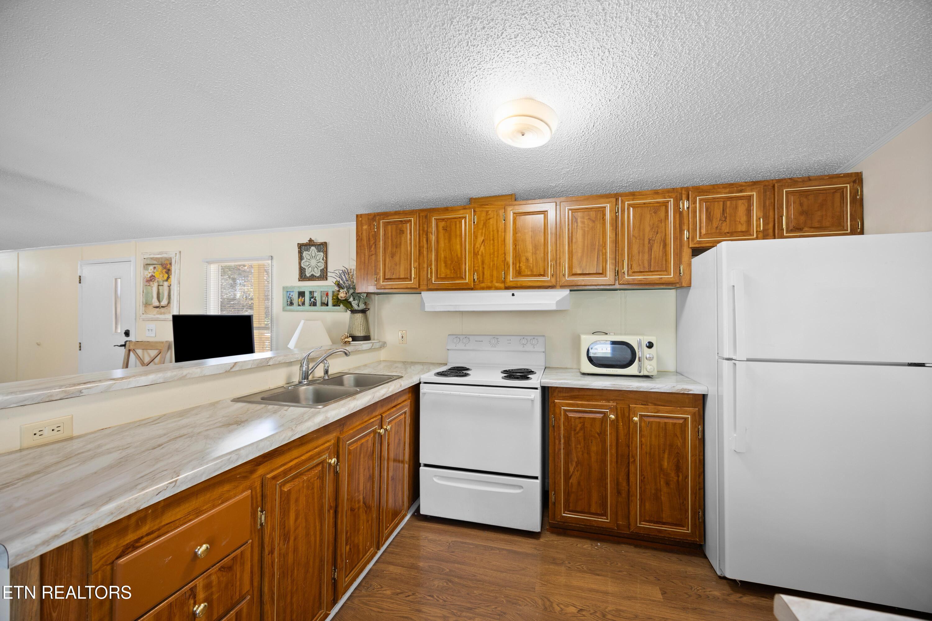 382 2nd Street Corryton TN 37721
