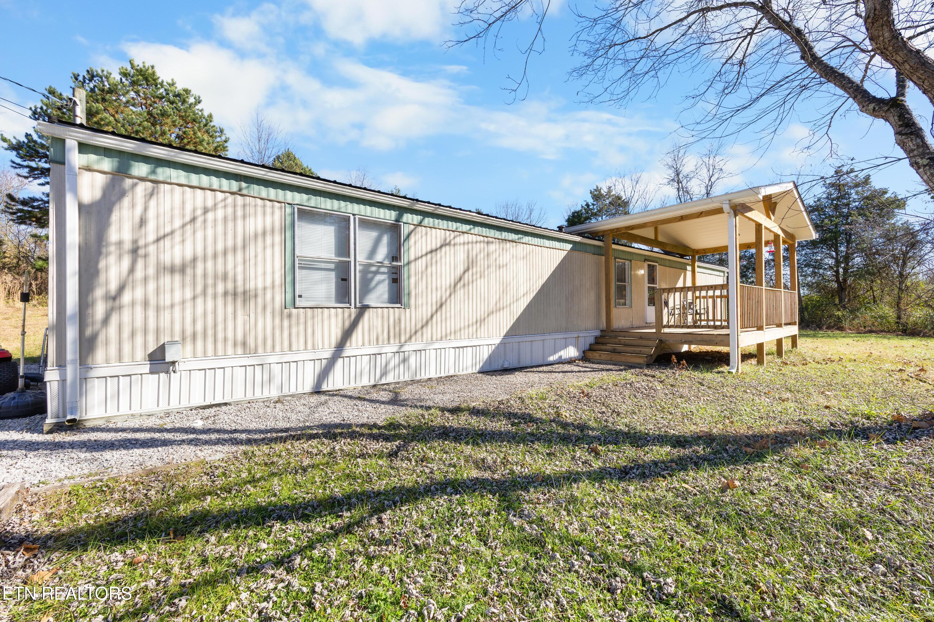382 2nd Street Corryton TN 37721