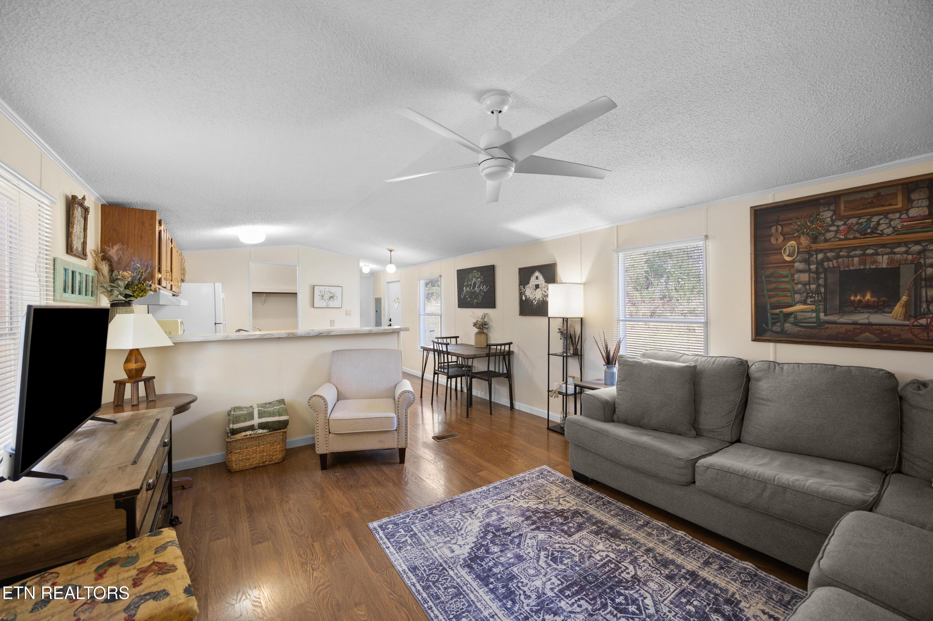 382 2nd Street Corryton TN 37721