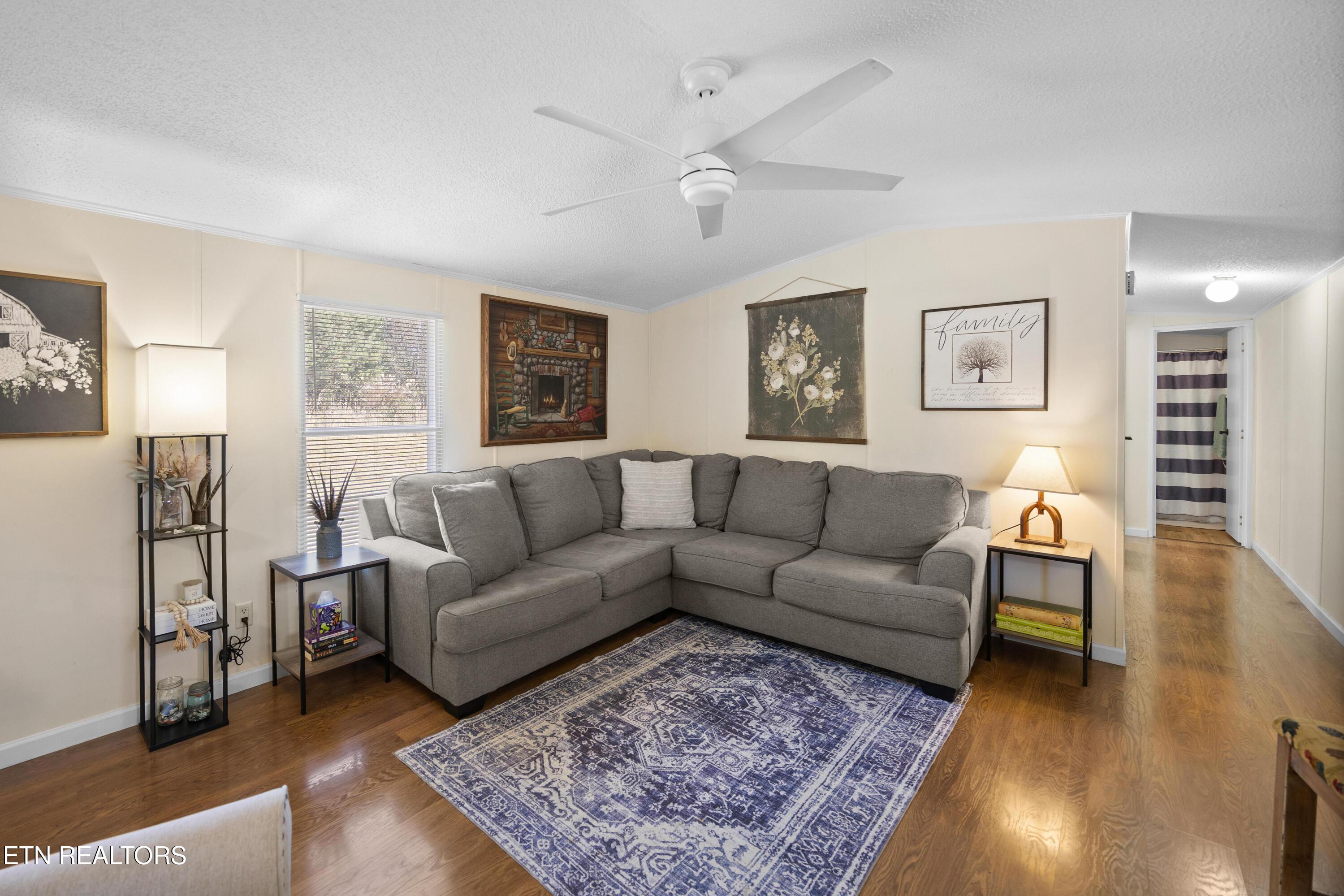 382 2nd Street Corryton TN 37721