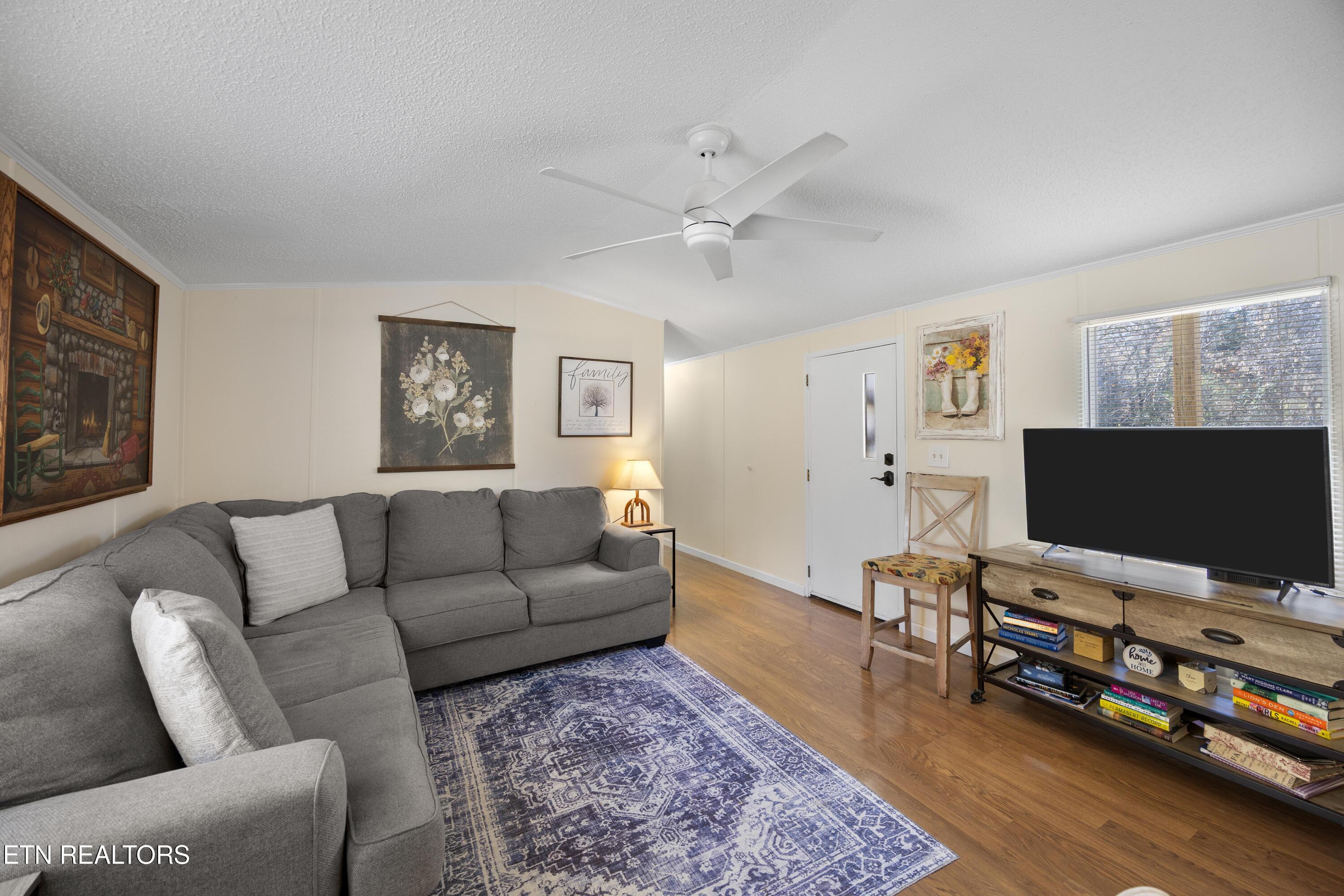 382 2nd Street Corryton TN 37721