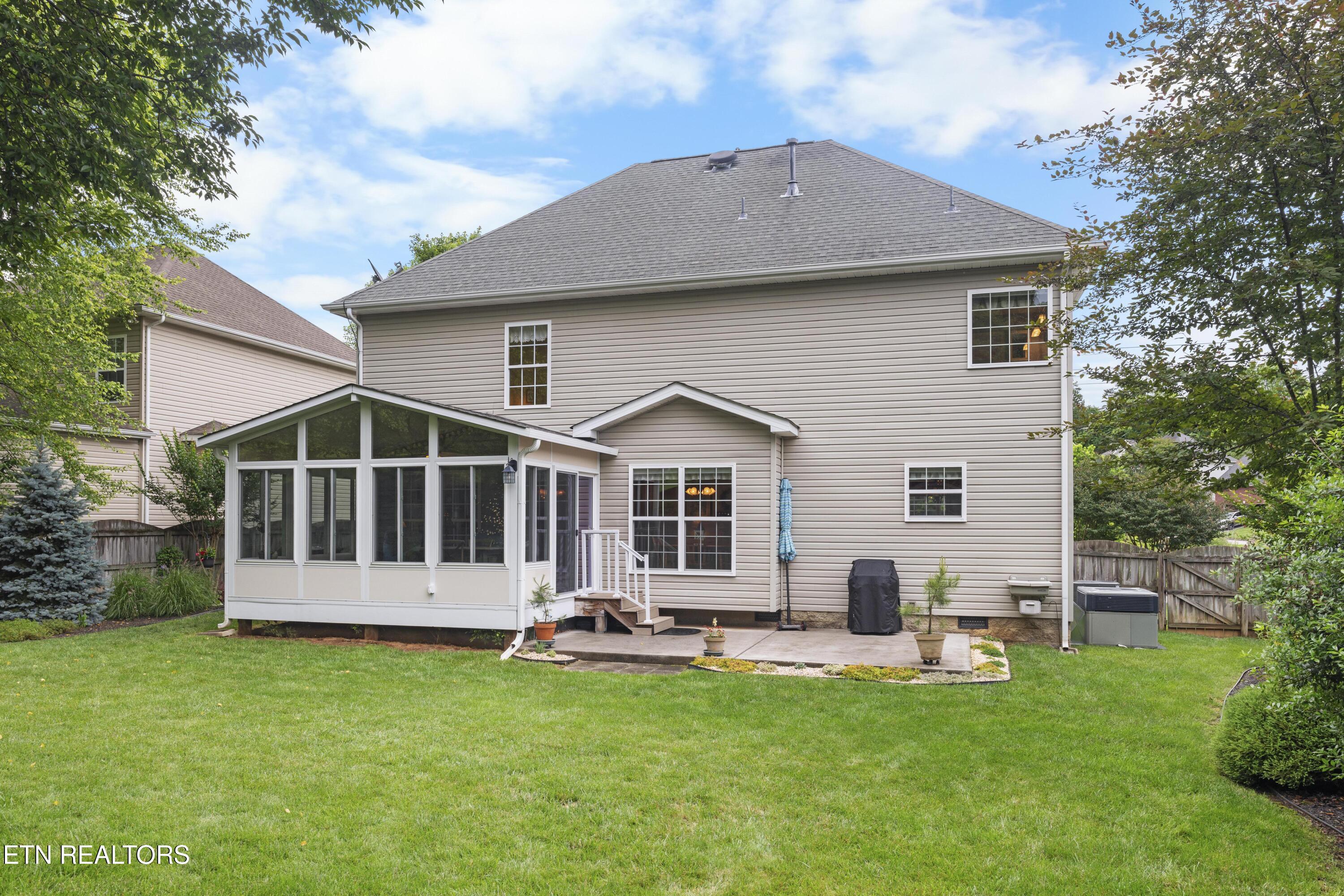 1229 Greatcoat Lane Knoxville TN 37922