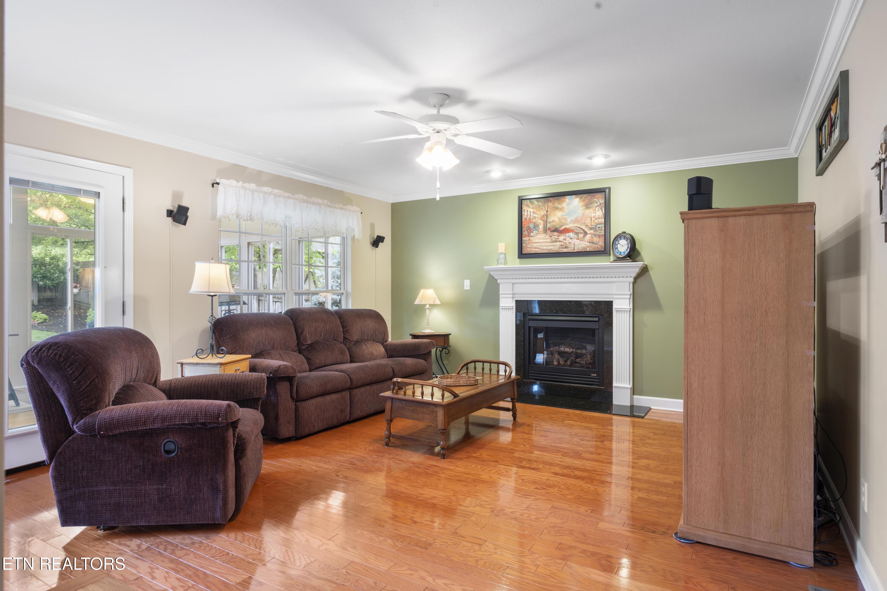 1229 Greatcoat Lane Knoxville TN 37922