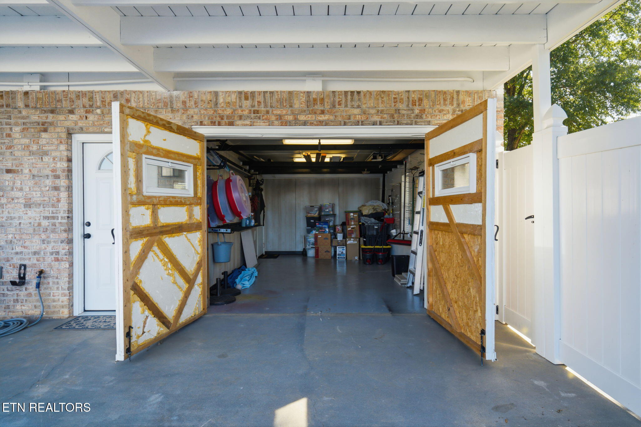 3190 Shaconage Trail Sevierville TN 37876