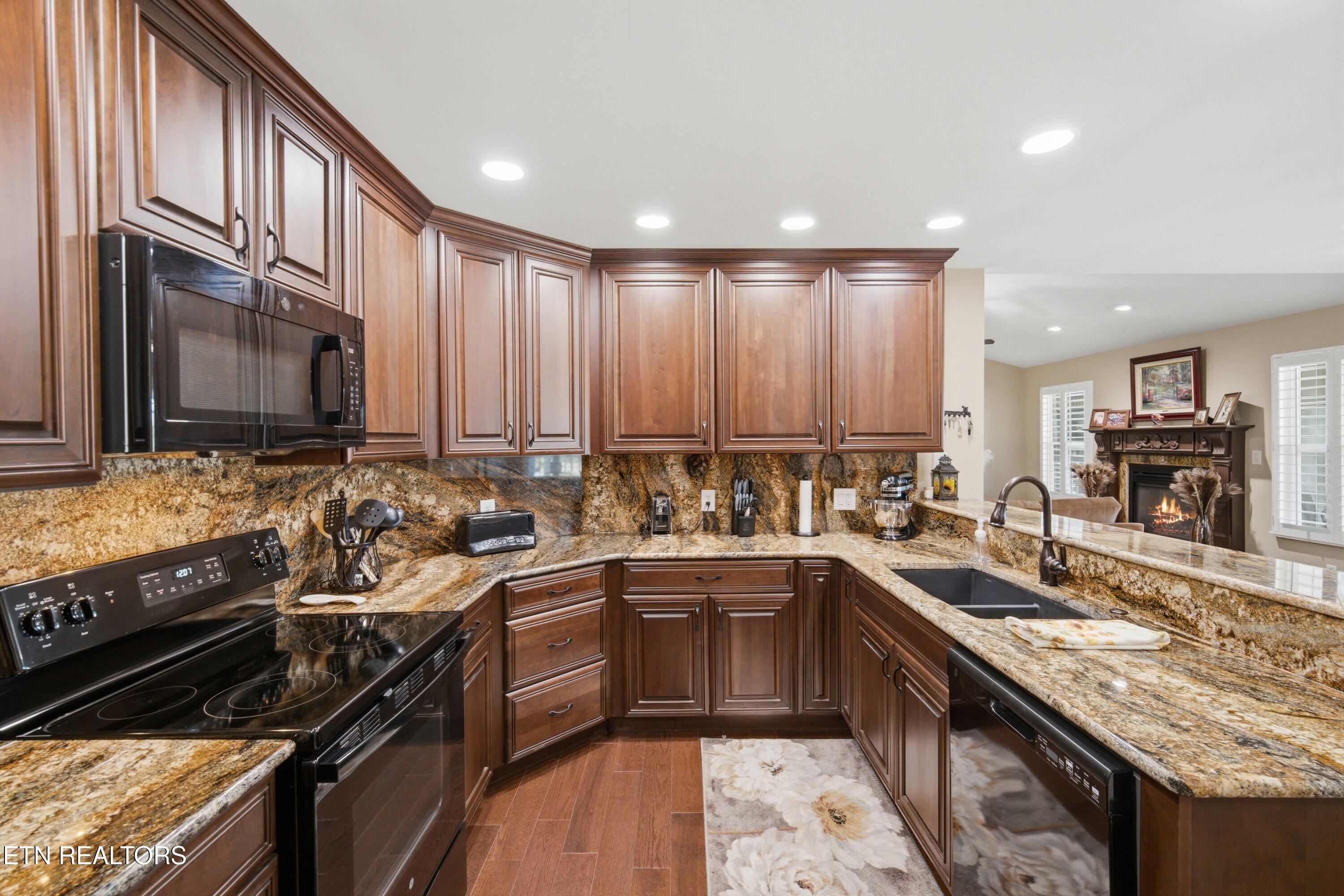 3190 Shaconage Trail Sevierville TN 37876