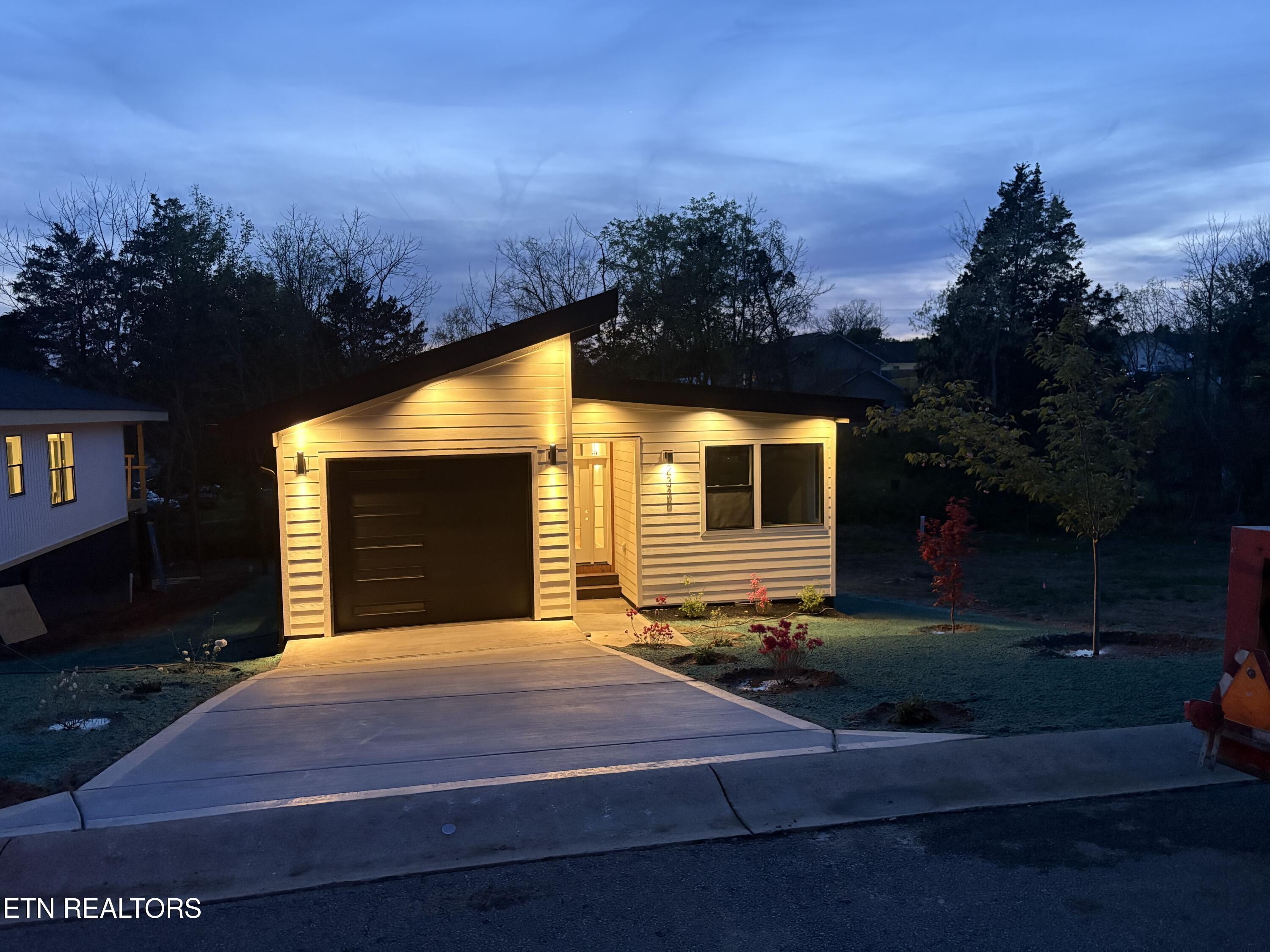 2335 Rock Gardens Drive Sevierville TN 37876