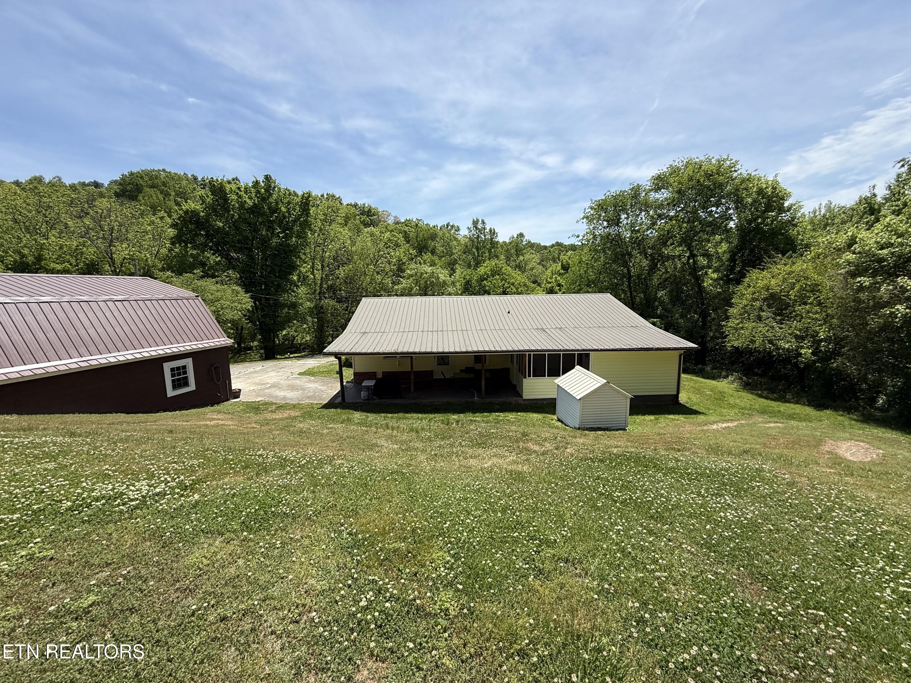 833 Big Creek Road Madisonville TN 37354