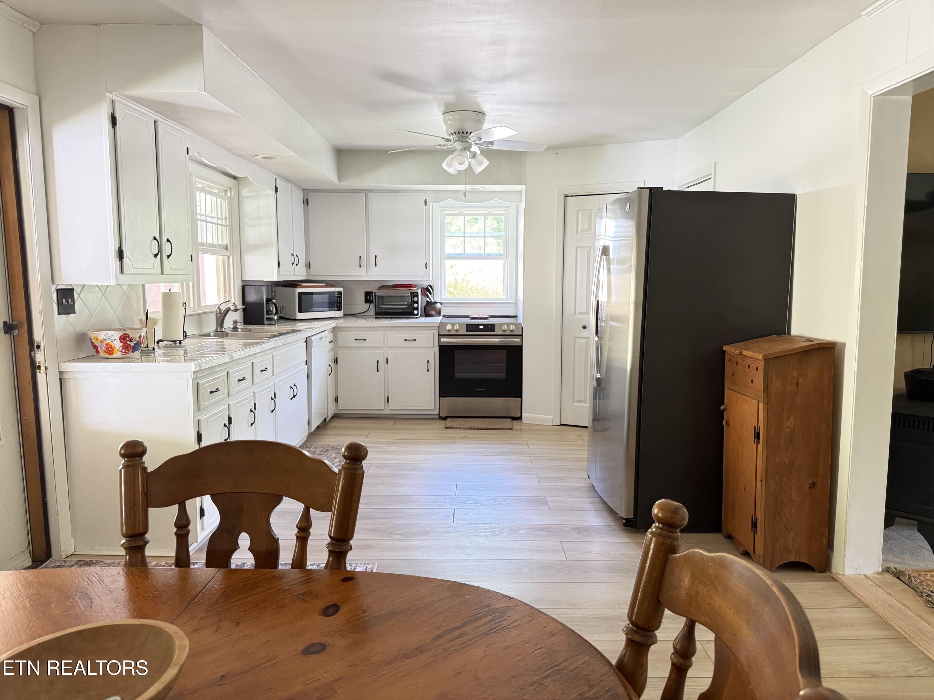 833 Big Creek Road Madisonville TN 37354