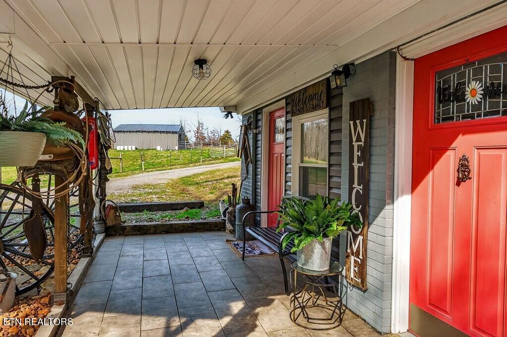 1603 Coon Hunt Road Baxter TN 38544