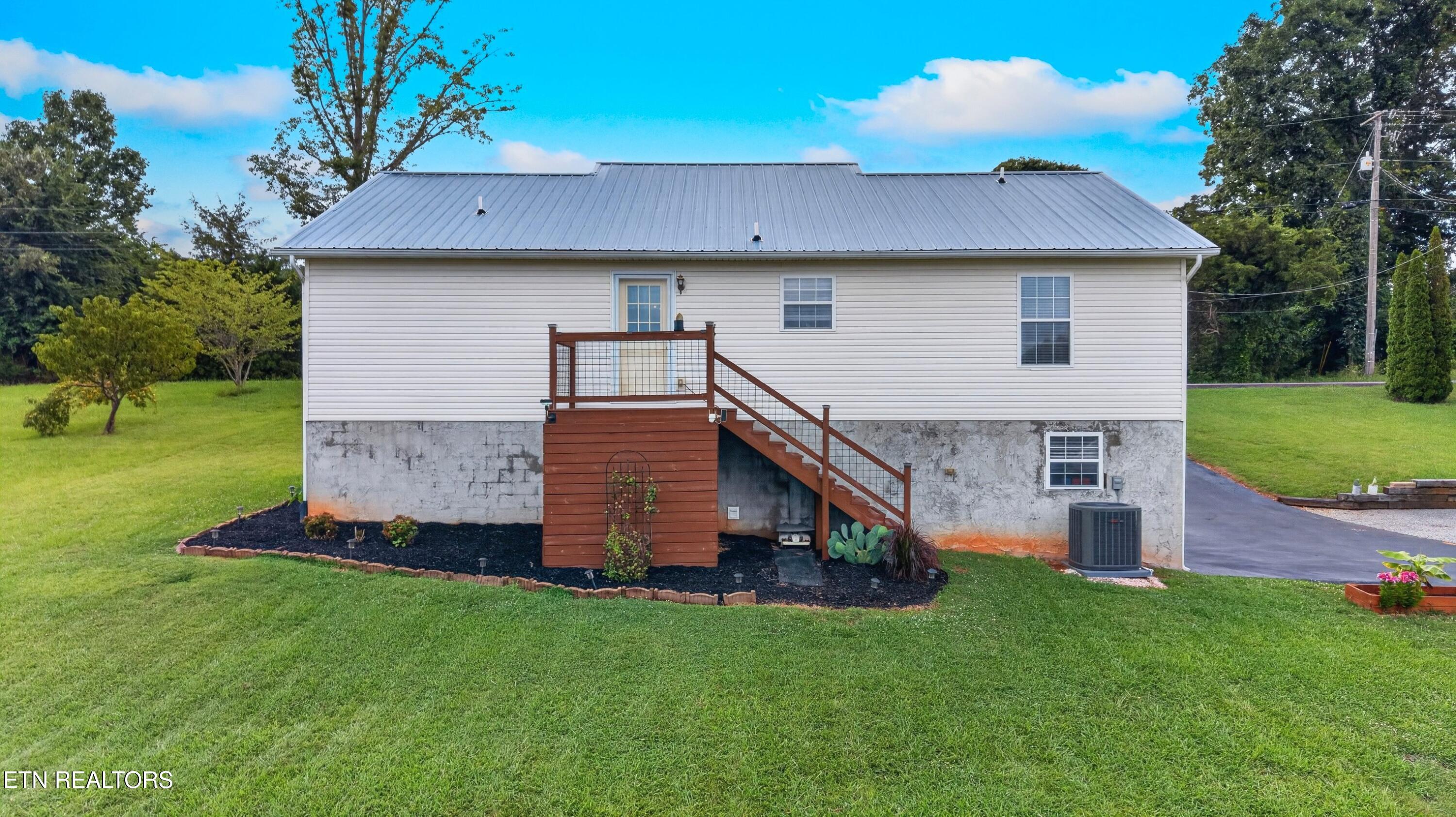 1787 Sand Plant Road Sevierville TN 37876