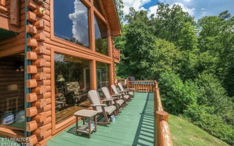 3763 Harris Mountain Way Sevierville TN 37876