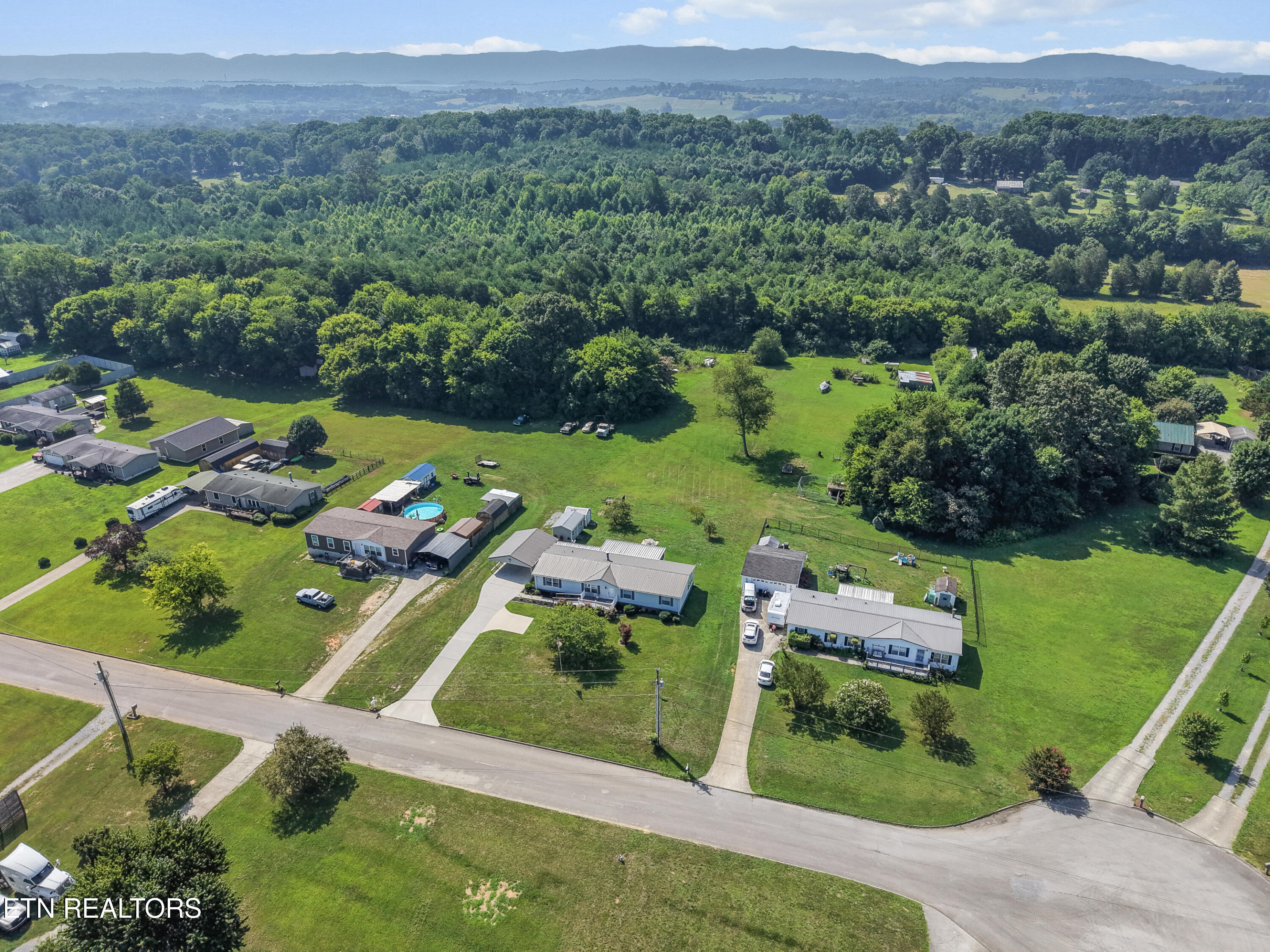 5274 Morganton Boulevard Greenback TN 37742