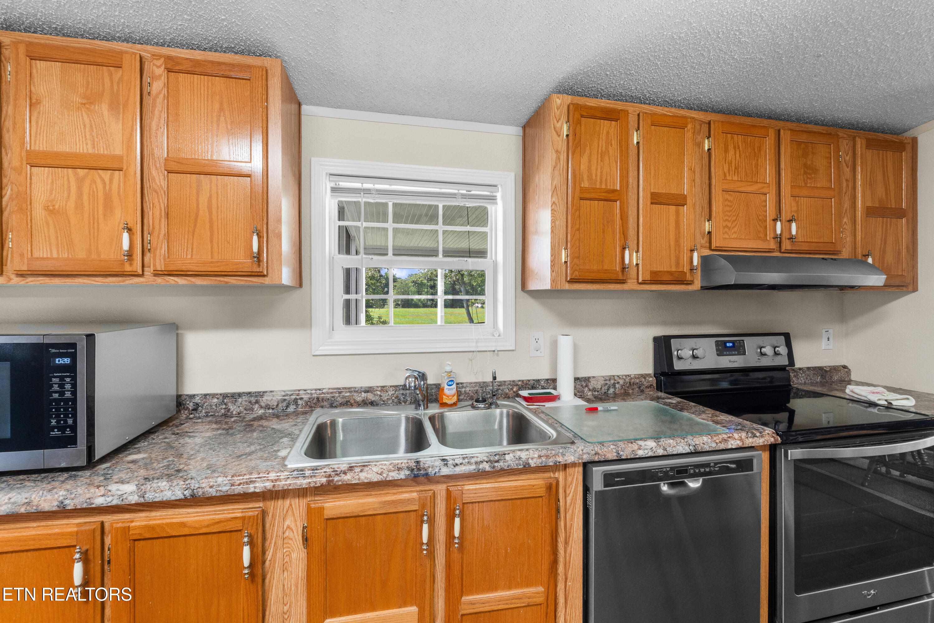 5274 Morganton Boulevard Greenback TN 37742