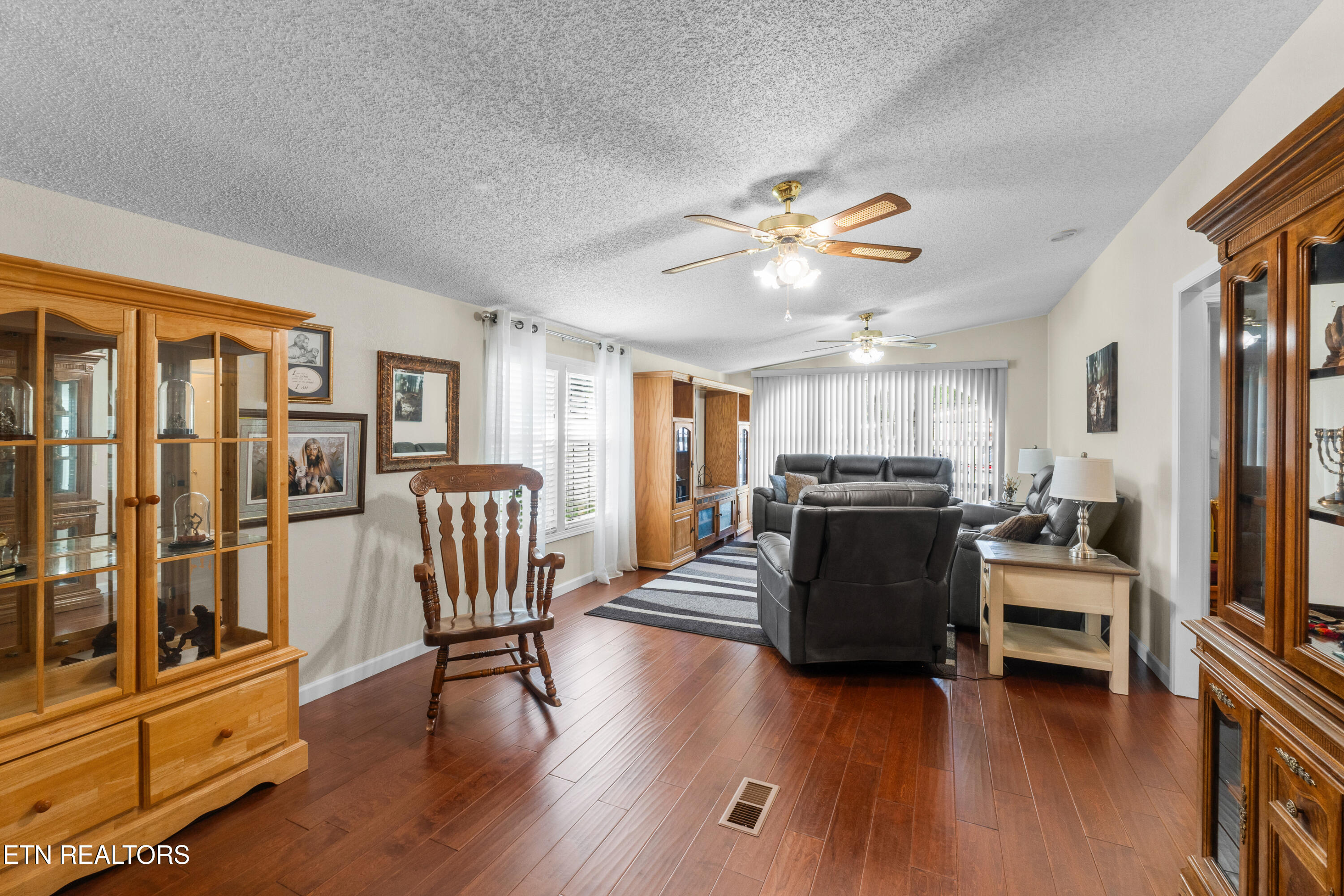 5274 Morganton Boulevard Greenback TN 37742