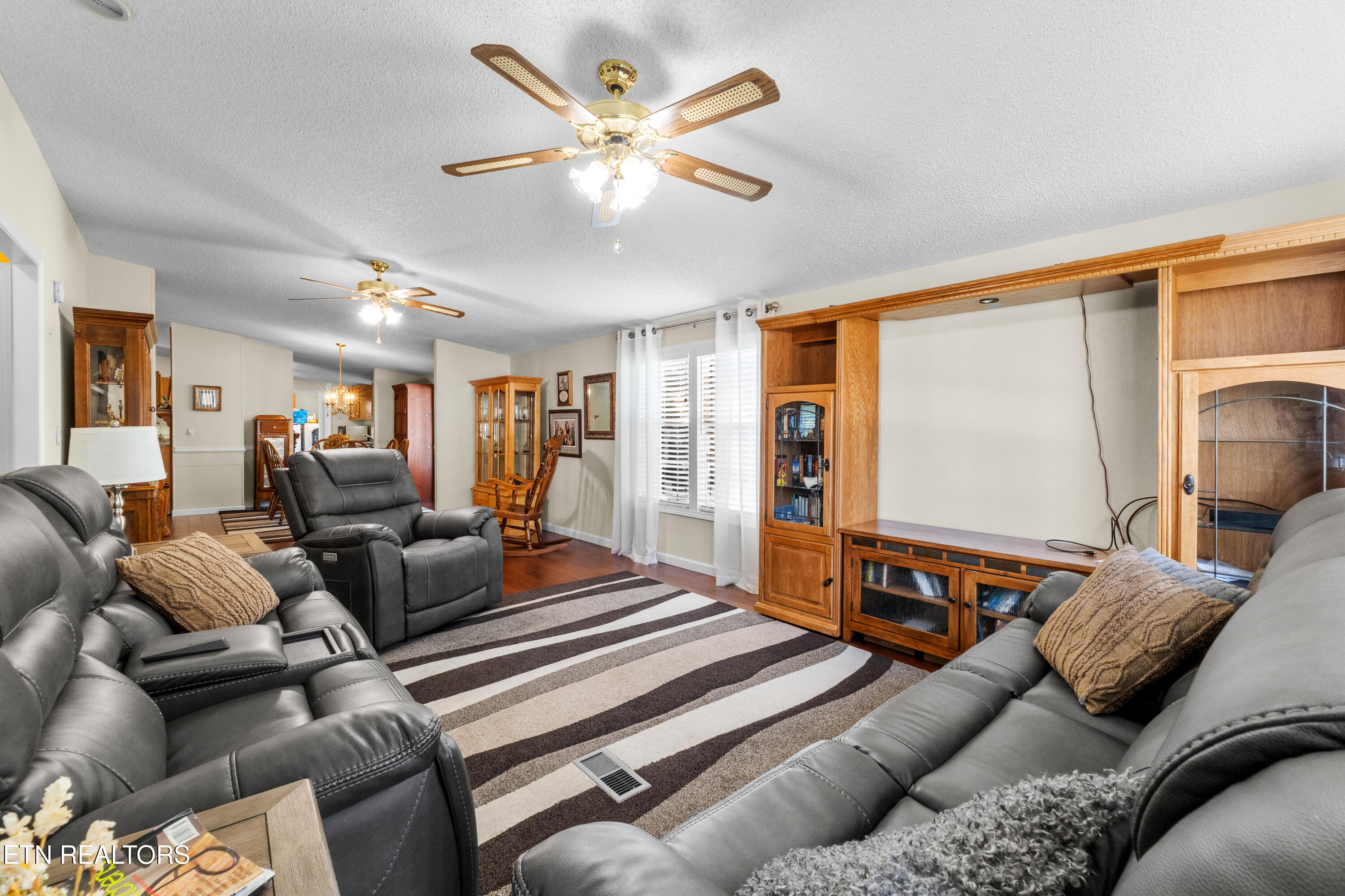 5274 Morganton Boulevard Greenback TN 37742