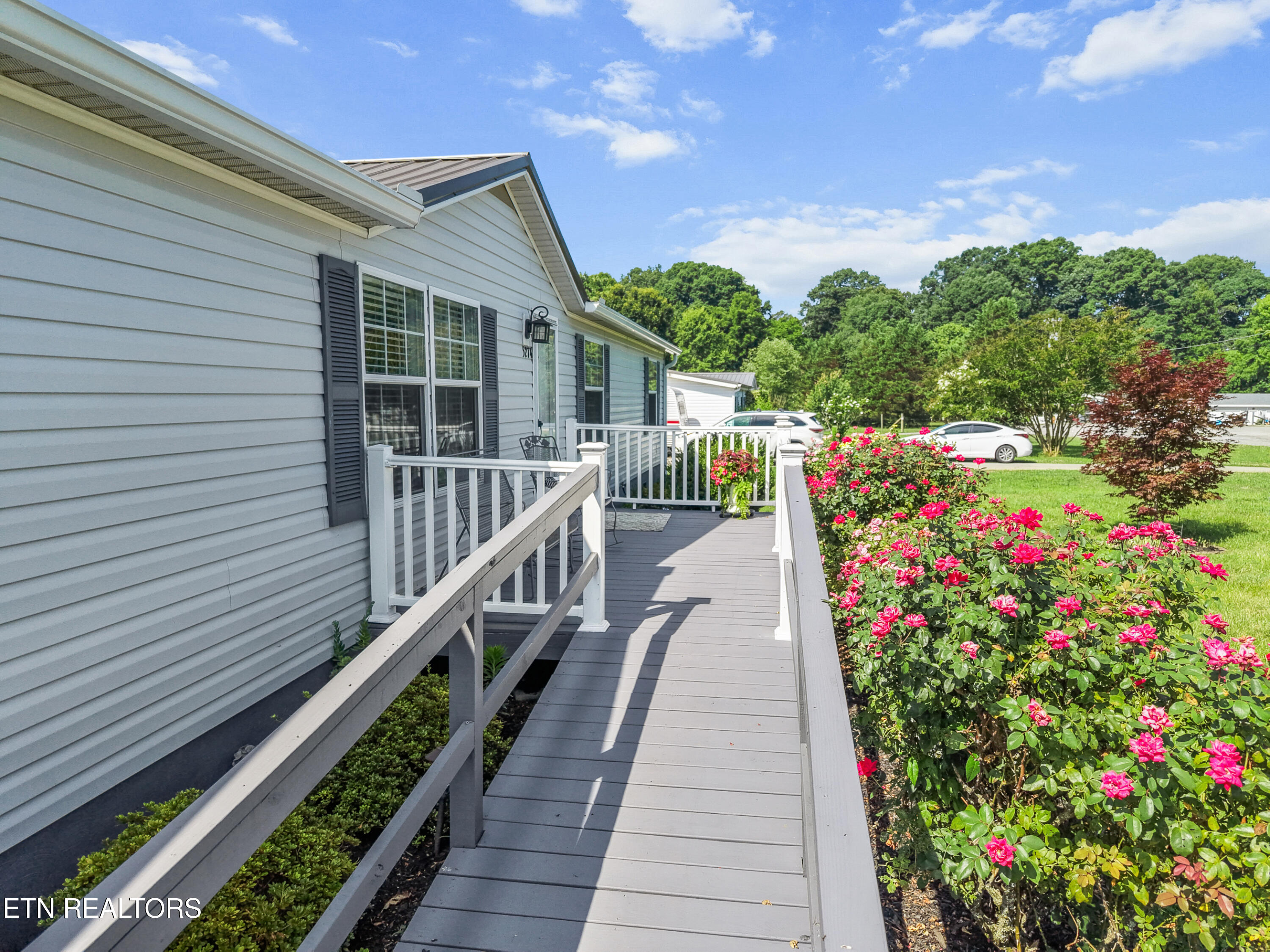 5274 Morganton Boulevard Greenback TN 37742