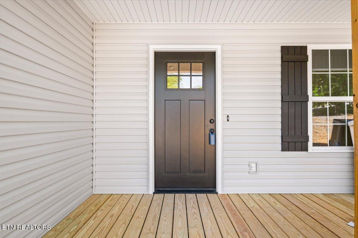 208 Vintage Lane Clinton TN 37716