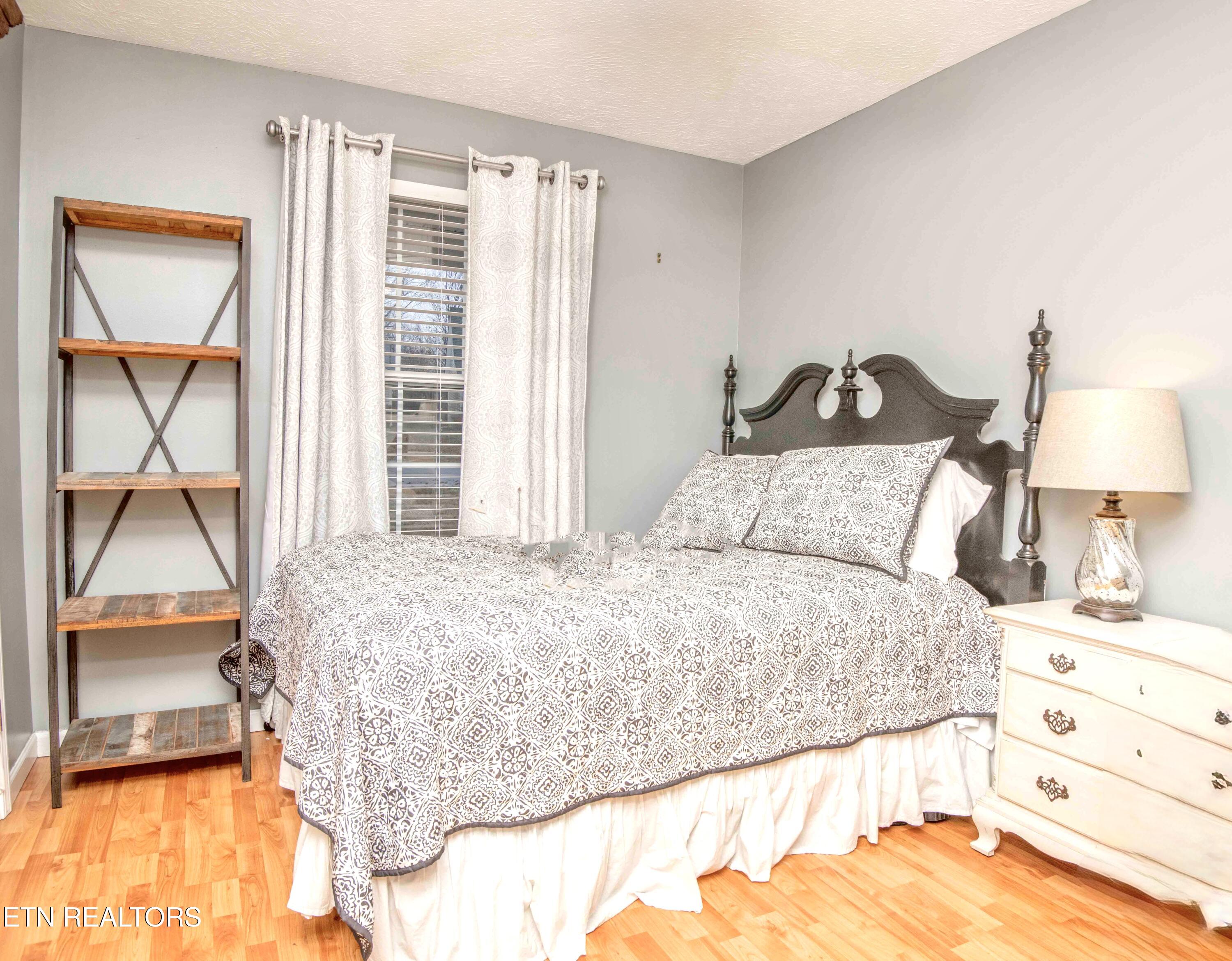 6111 Emerald Hills Lane Knoxville TN 37912
