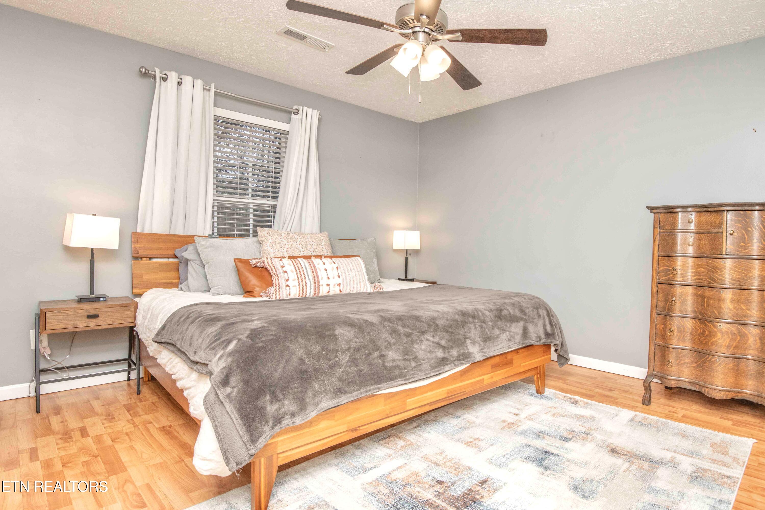6111 Emerald Hills Lane Knoxville TN 37912
