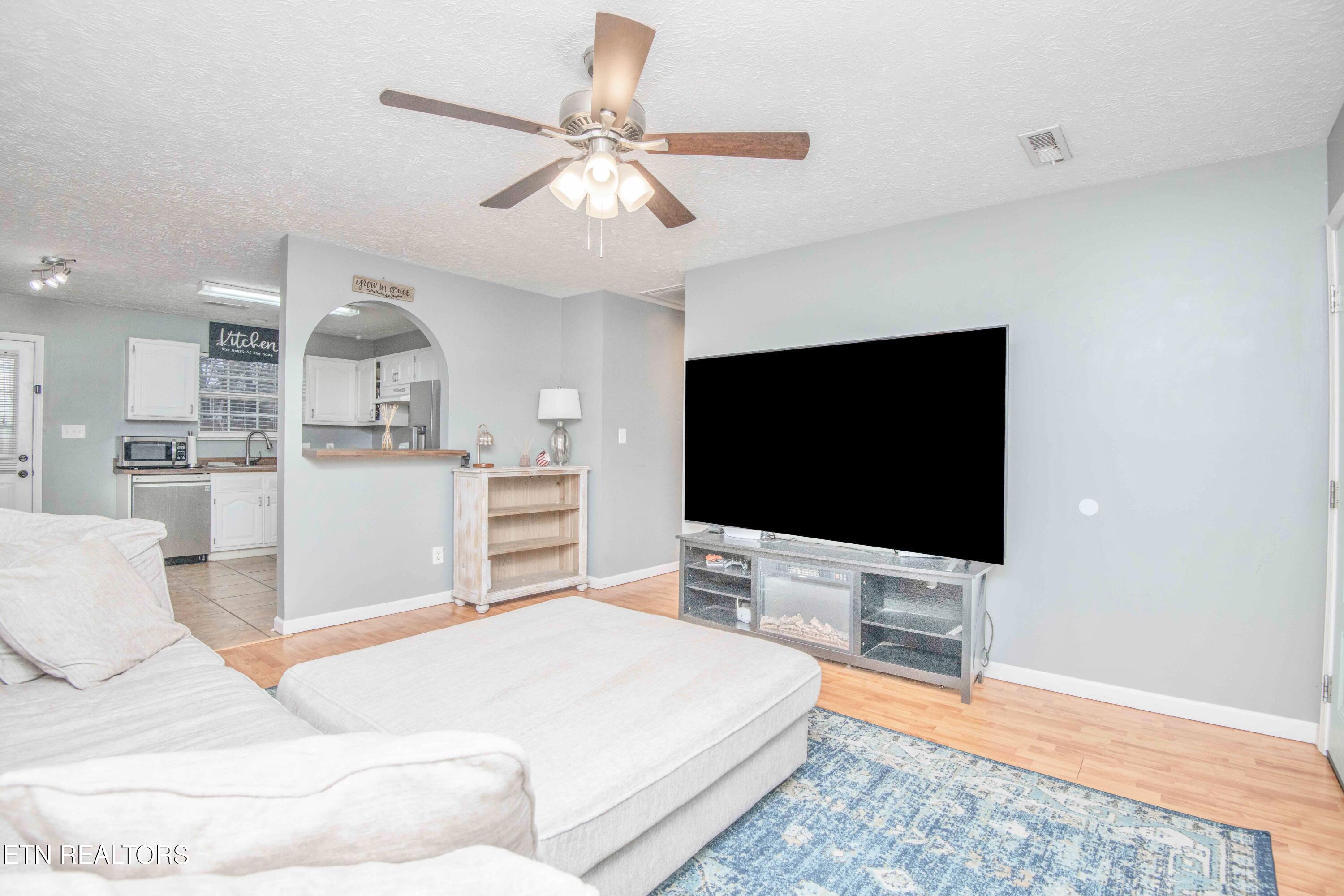 6111 Emerald Hills Lane Knoxville TN 37912