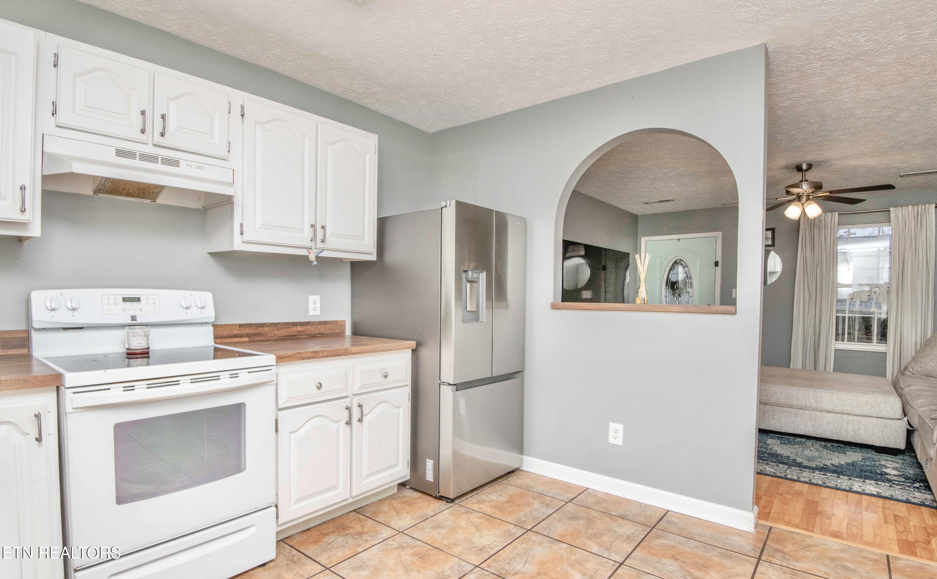 6111 Emerald Hills Lane Knoxville TN 37912