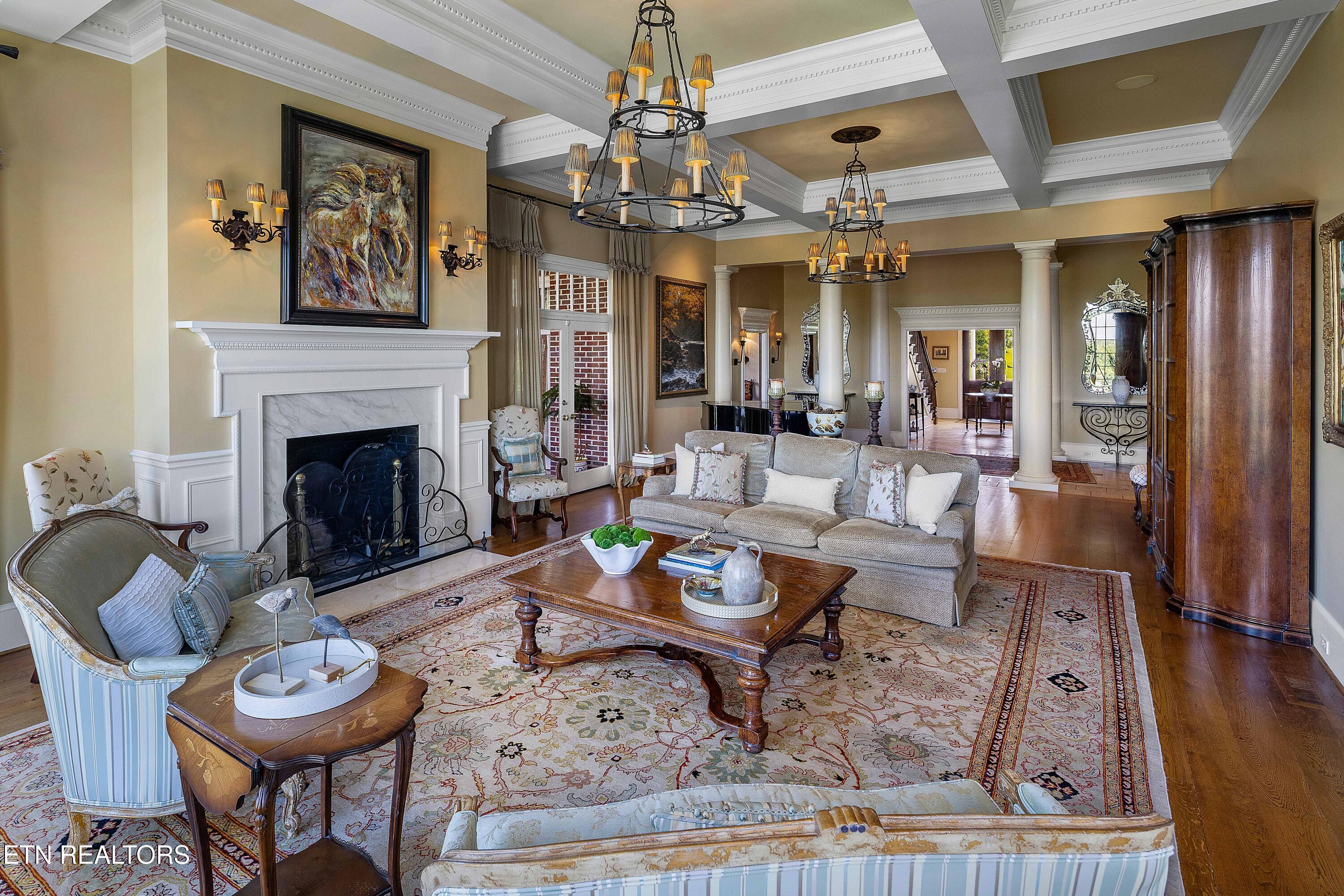 2009 Rudder Lane Knoxville TN 37919