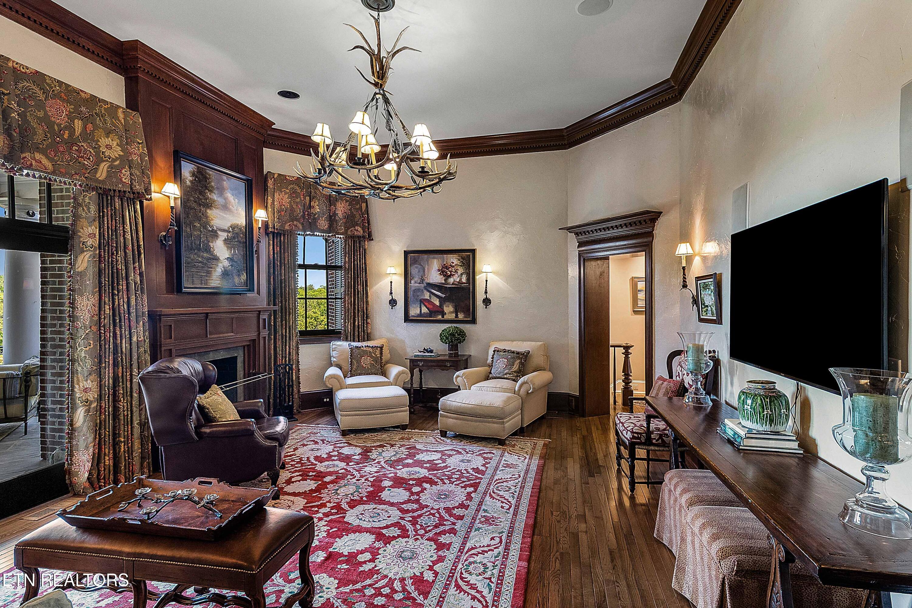 2009 Rudder Lane Knoxville TN 37919