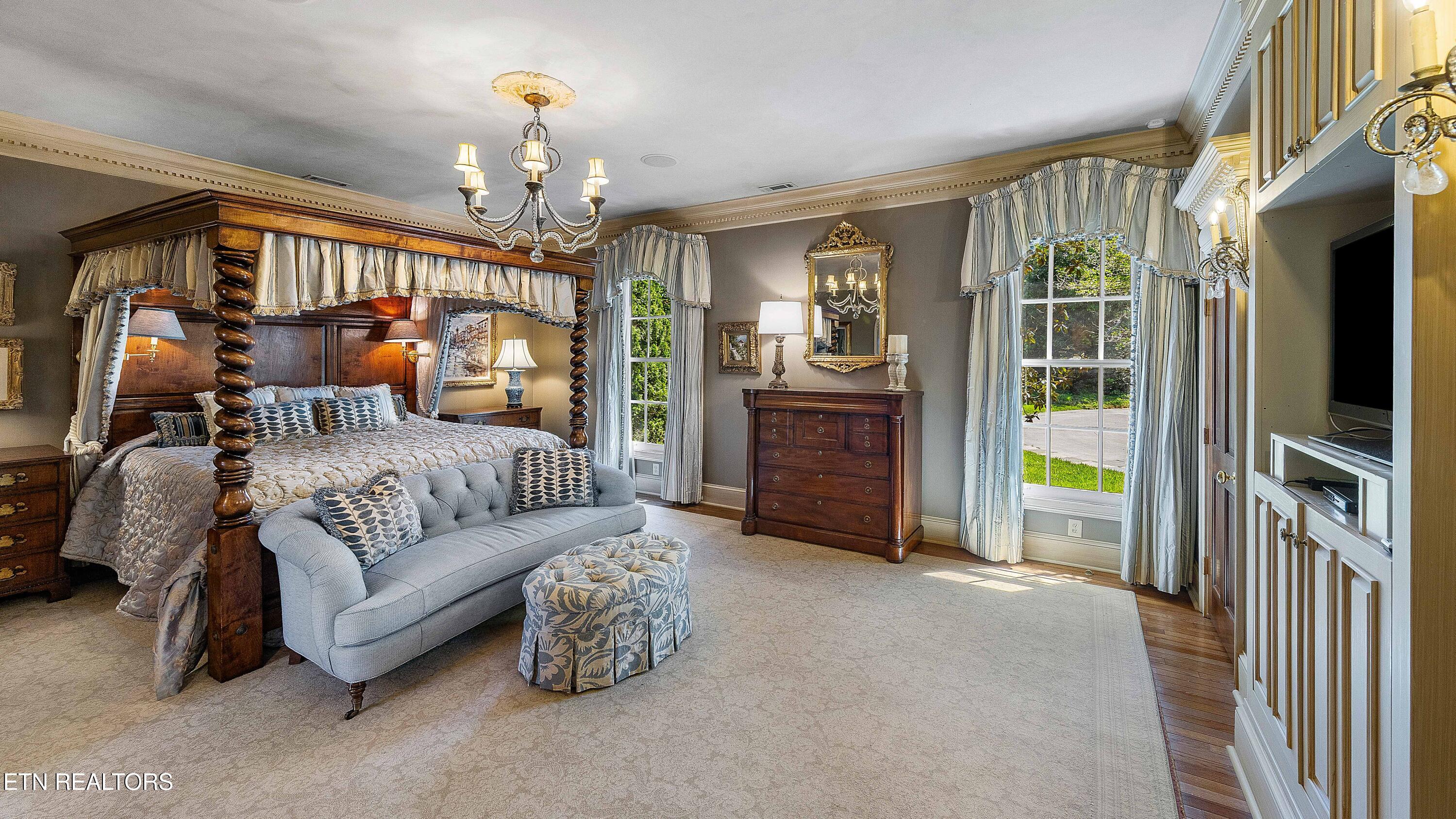 2009 Rudder Lane Knoxville TN 37919