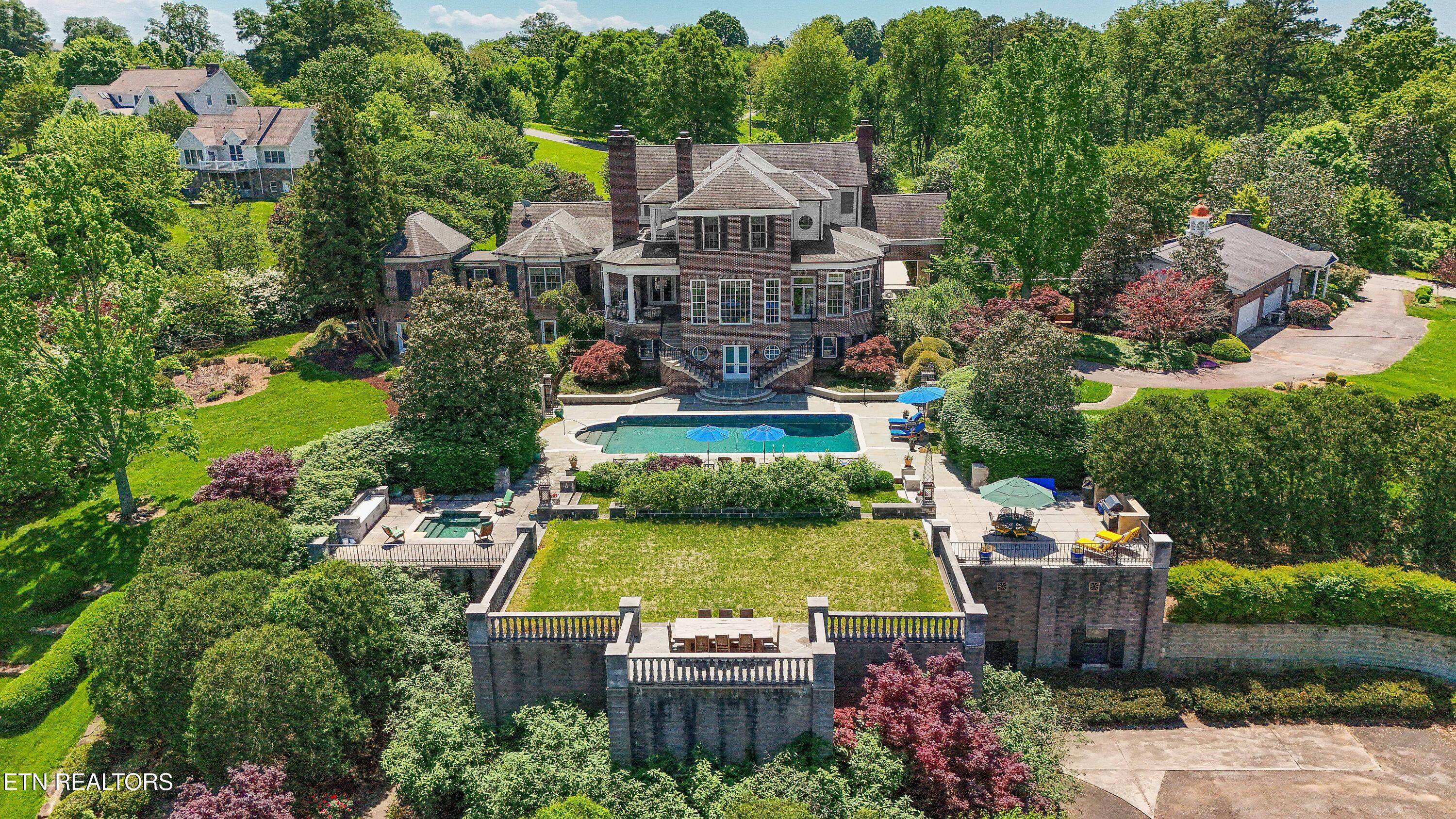 2009 Rudder Lane Knoxville TN 37919