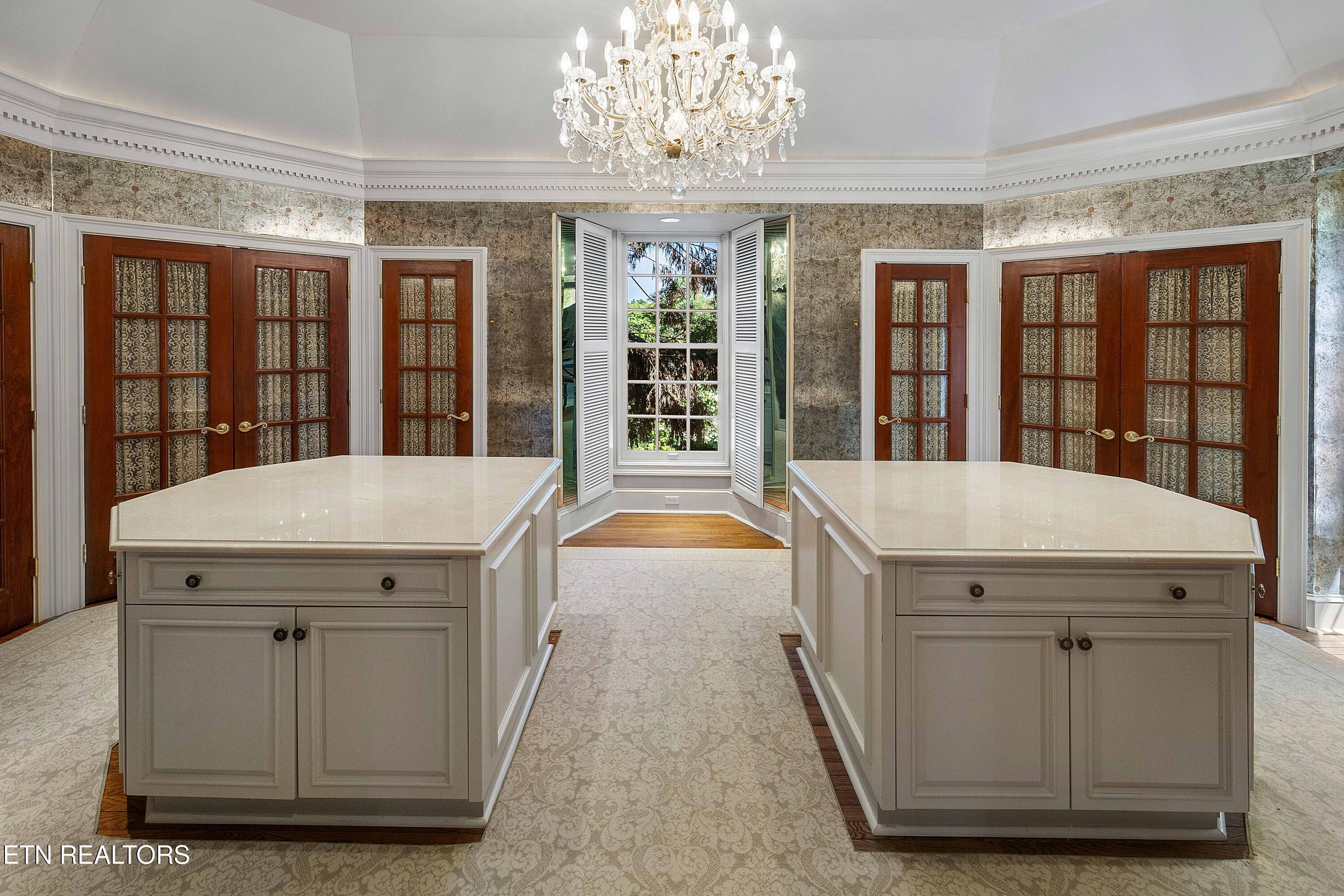 2009 Rudder Lane Knoxville TN 37919