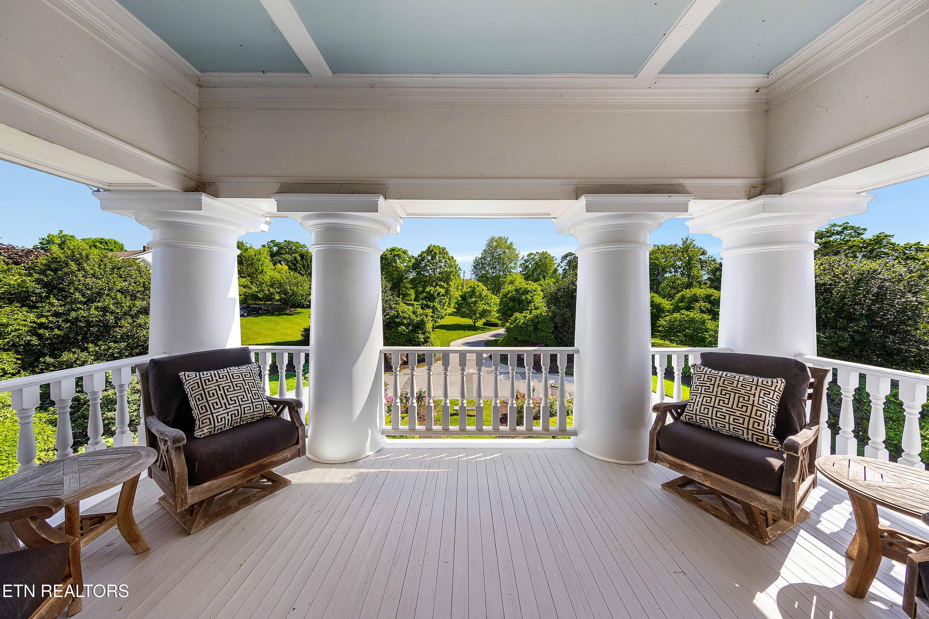 2009 Rudder Lane Knoxville TN 37919