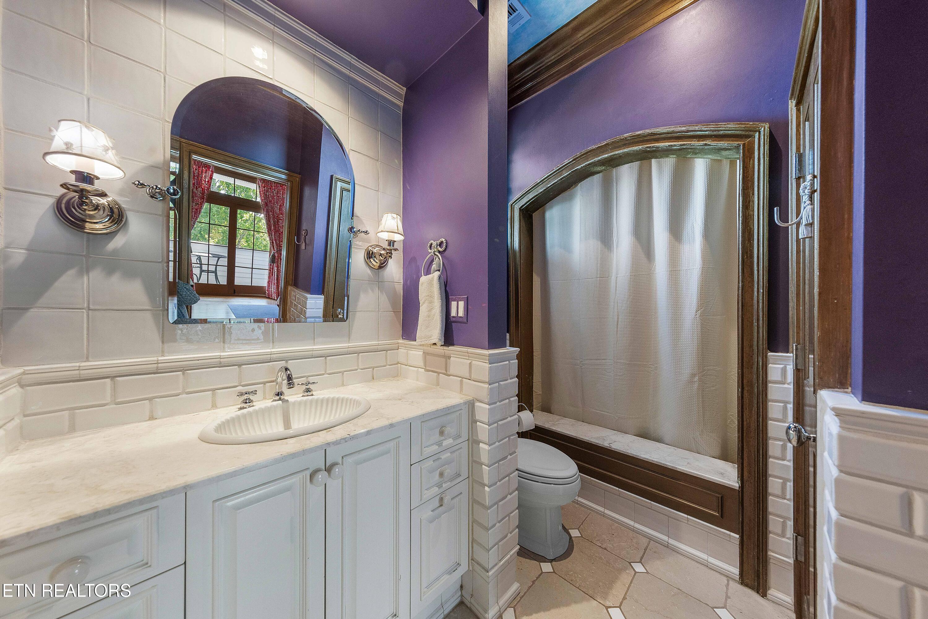 2009 Rudder Lane Knoxville TN 37919